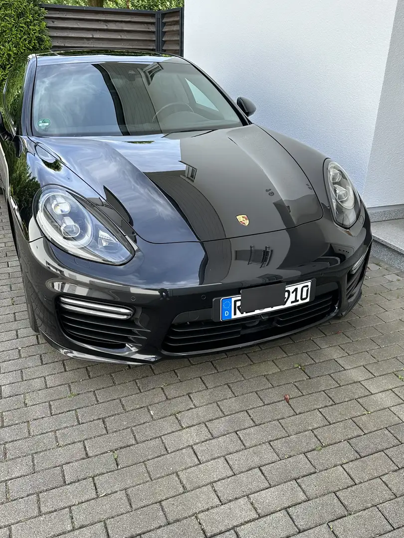 Porsche Panamera GTS - 2