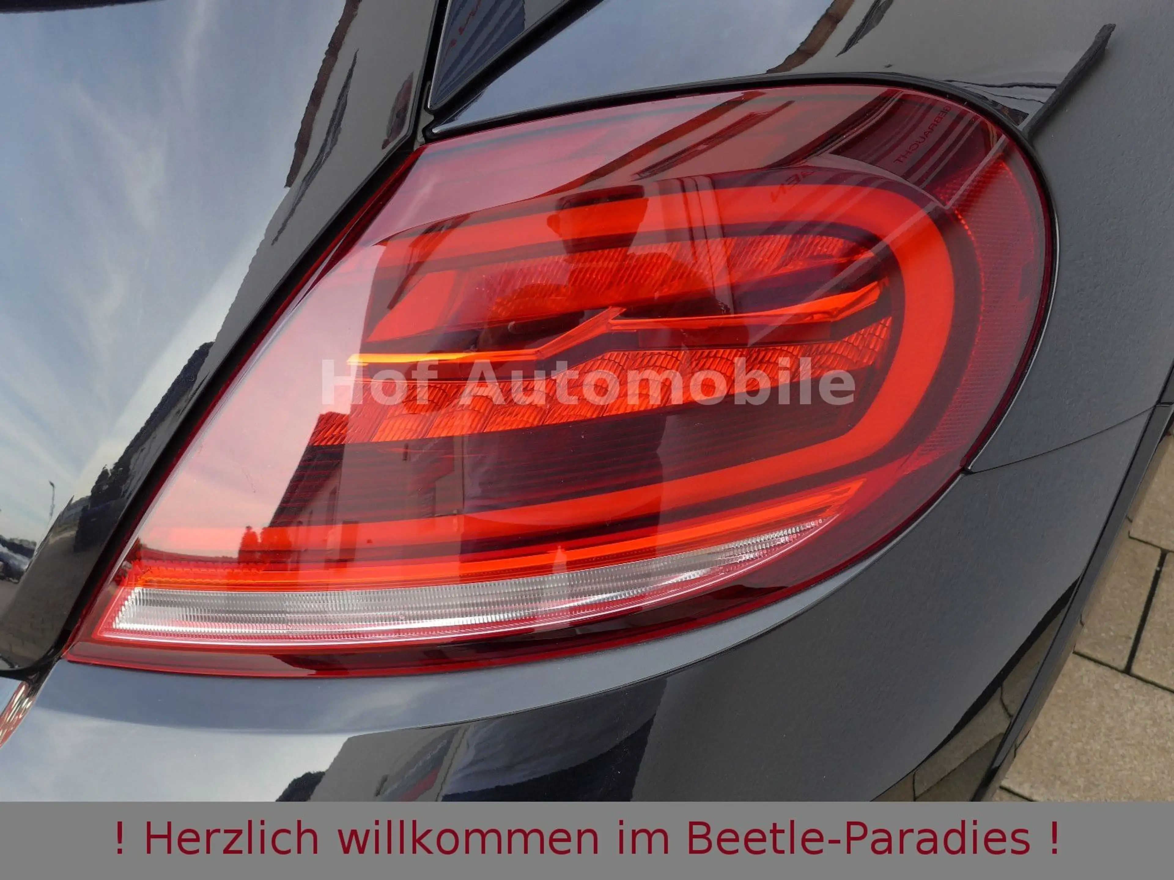 Volkswagen Beetle 2.0TSI DSG Karmann R-Line Leder Fender — photo 14