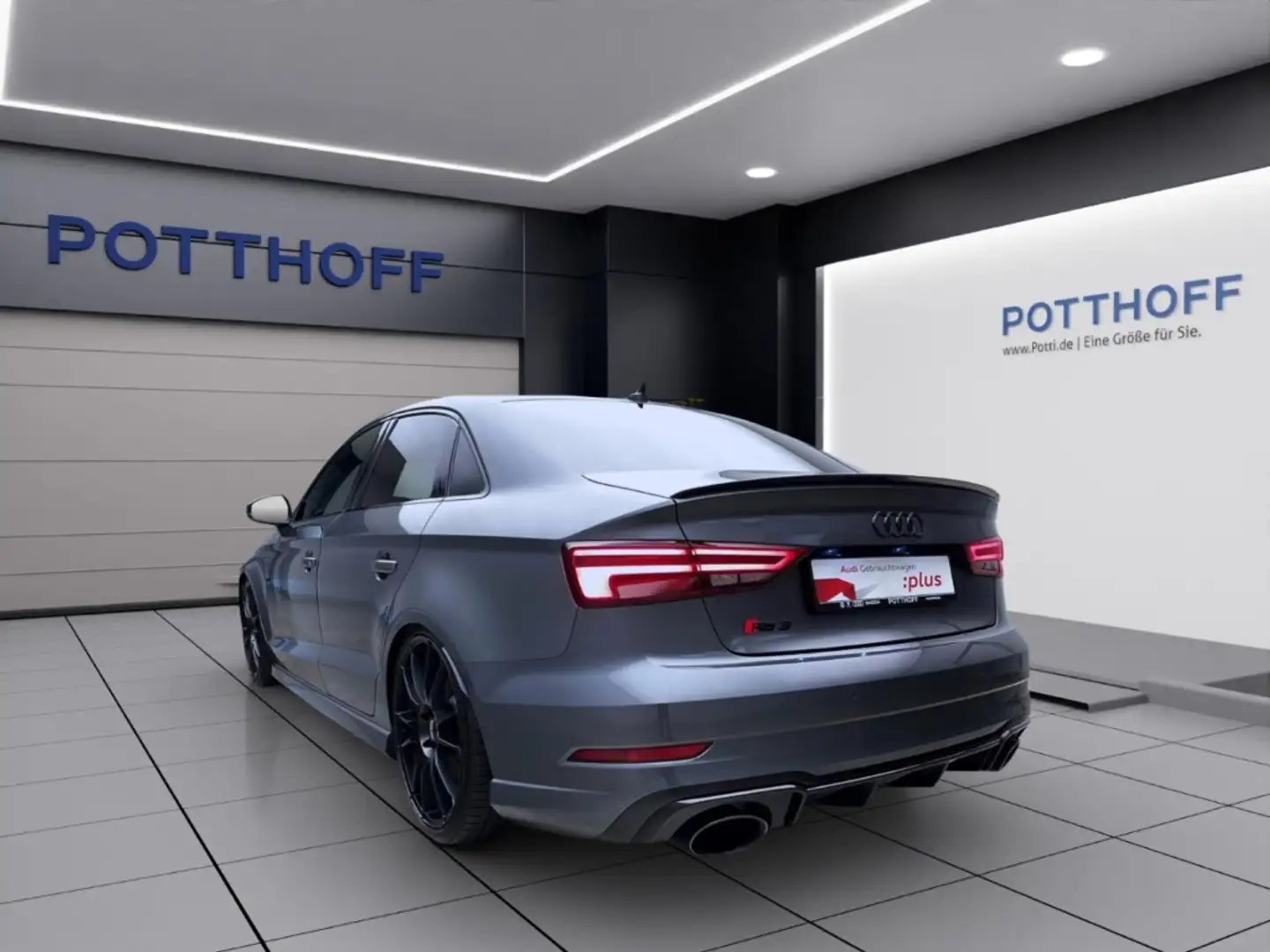 Audi RS3 Limousine NAVI LED SHZG PDC KLIMA Grau - 2