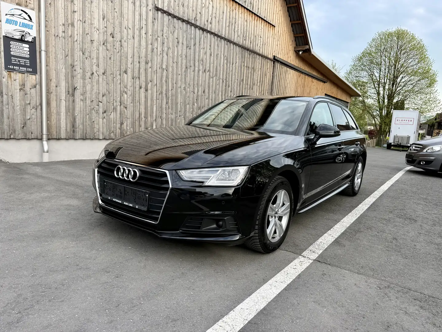 Audi A4 35 TDI basis Schwarz - 1