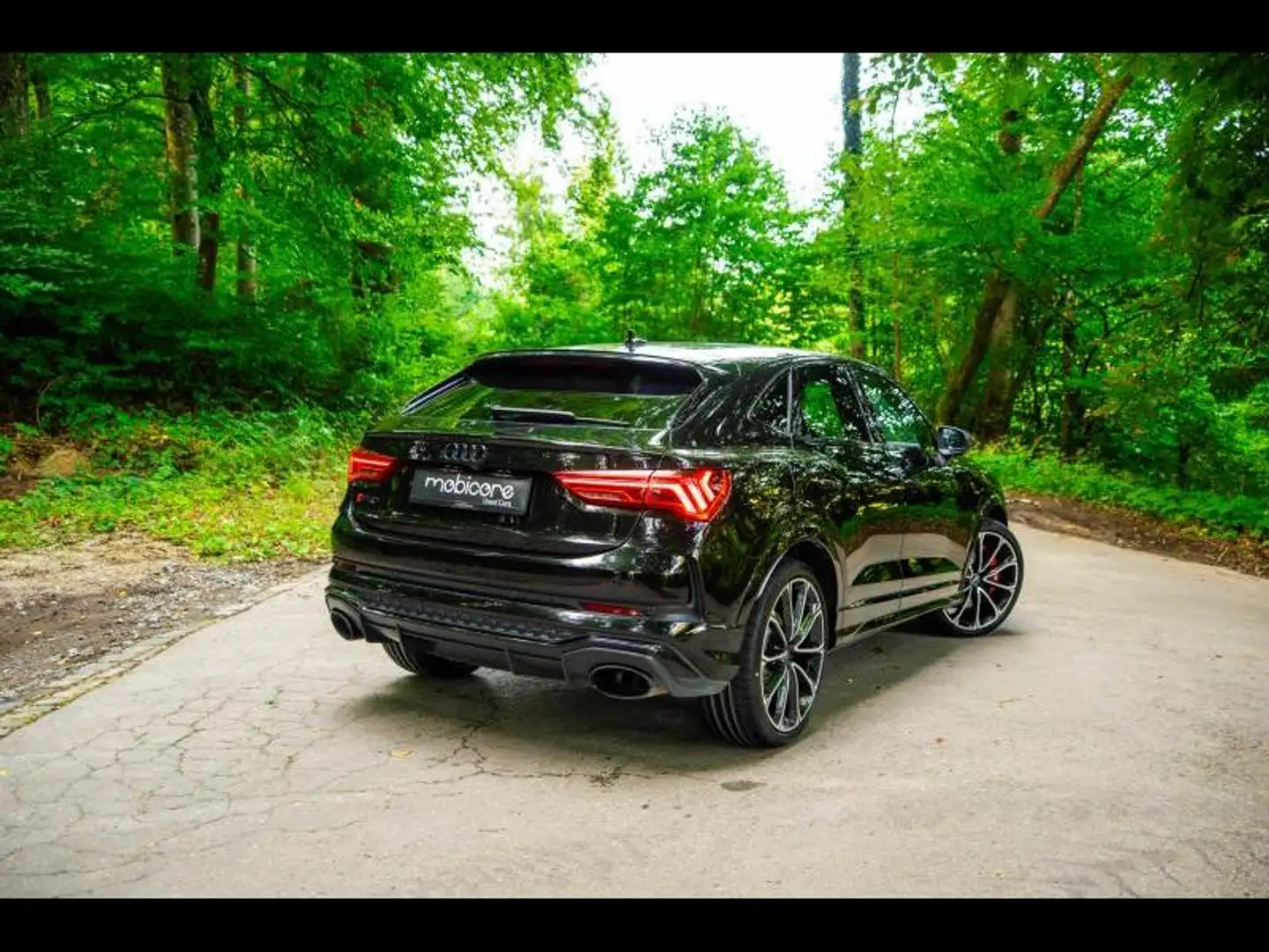 Audi RS Q3 Sportback 2.5 TFSI 400CV - S T Zwart - 2