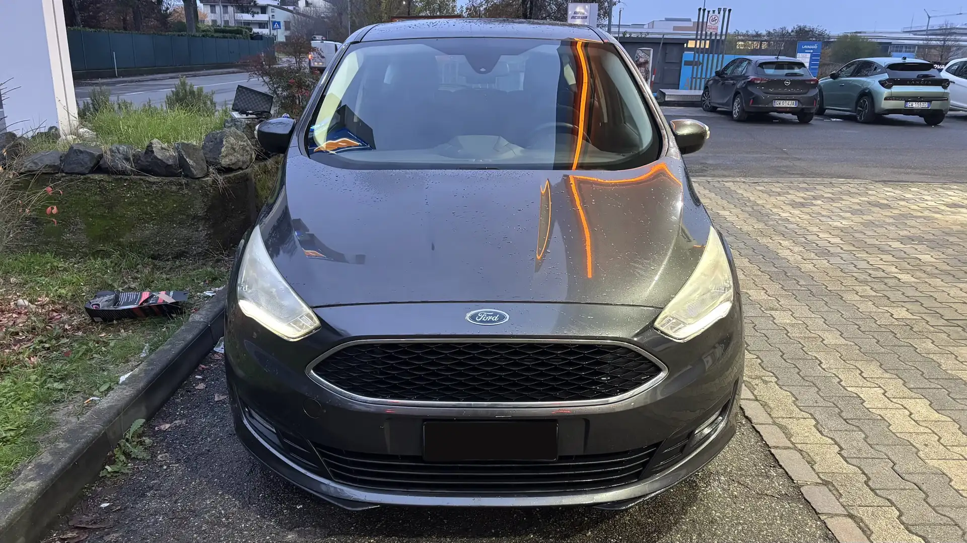 Ford C-Max 1.0 ecoboost Plus s&s 100cv Gris - 2