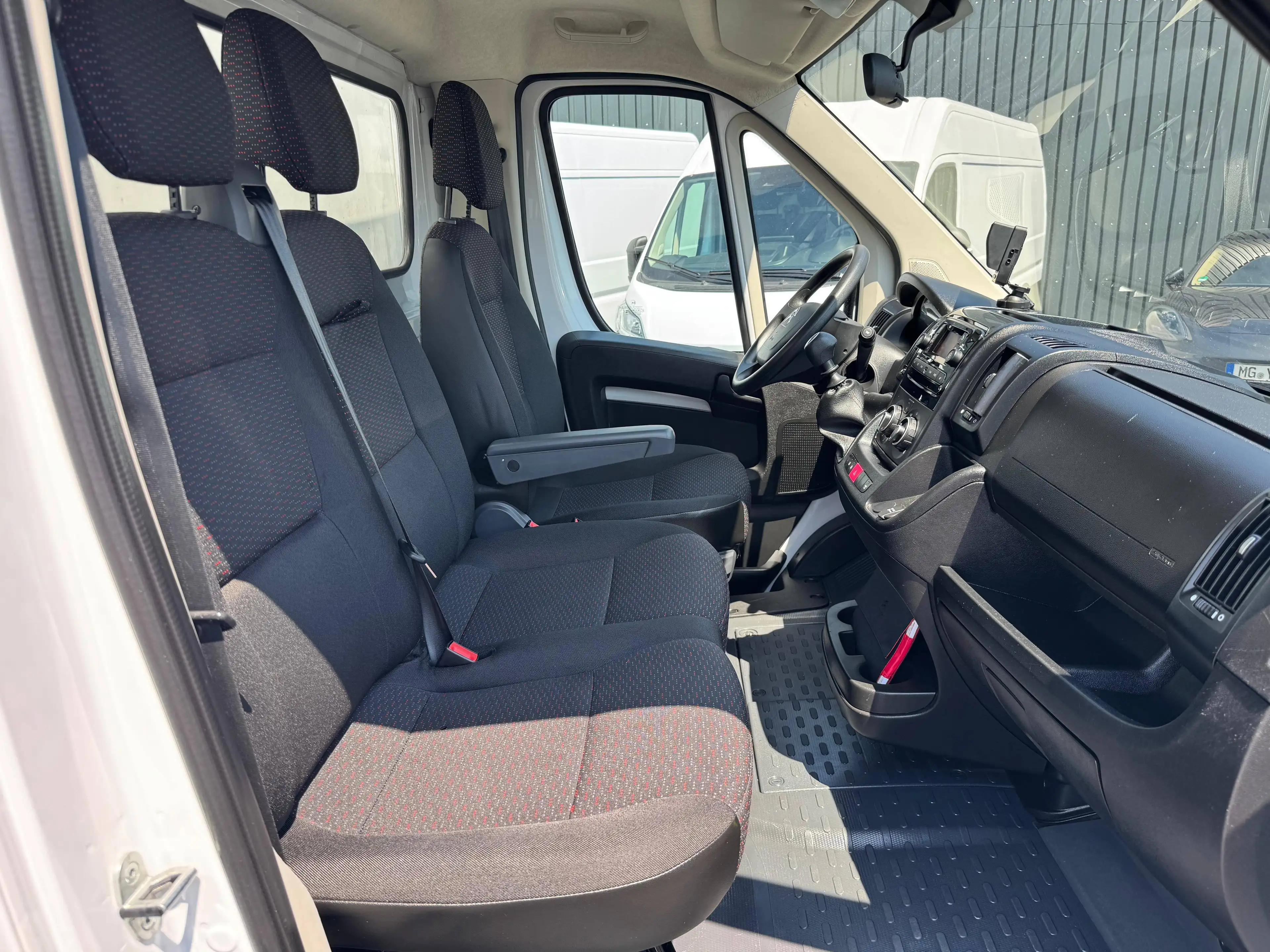 Citroen Jumper 35 L4 140 Koffer LBW*750Kg*Klima*Kamera — photo 5