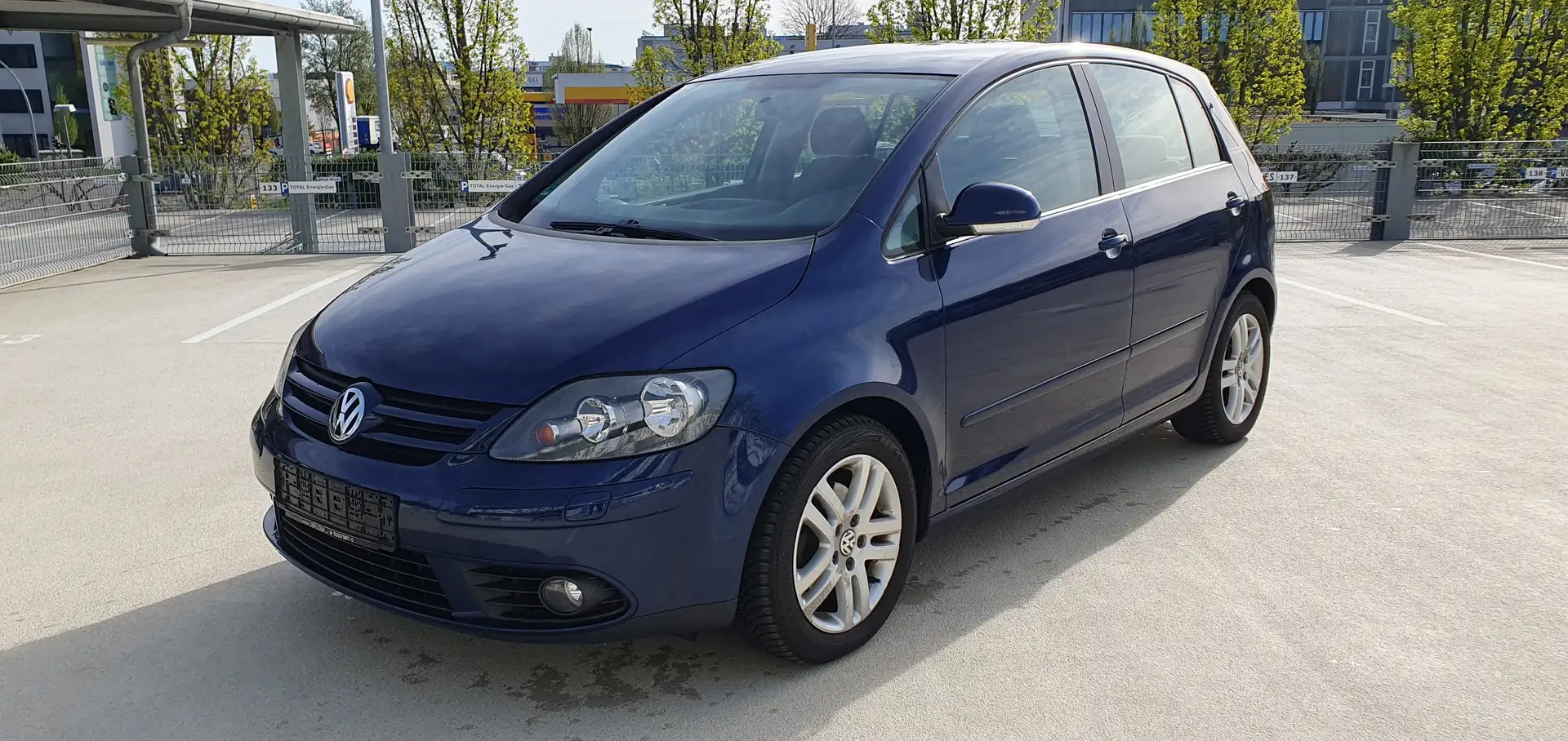 Volkswagen Golf Plus 5 1.6 Goal NUR 88.827 KM 2HD KLIMA PDC SHZ GRA Modrá - 1