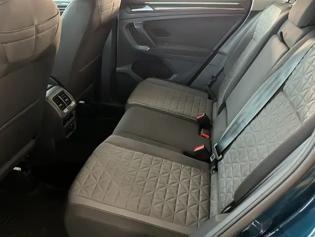Volkswagen Tiguan view 10