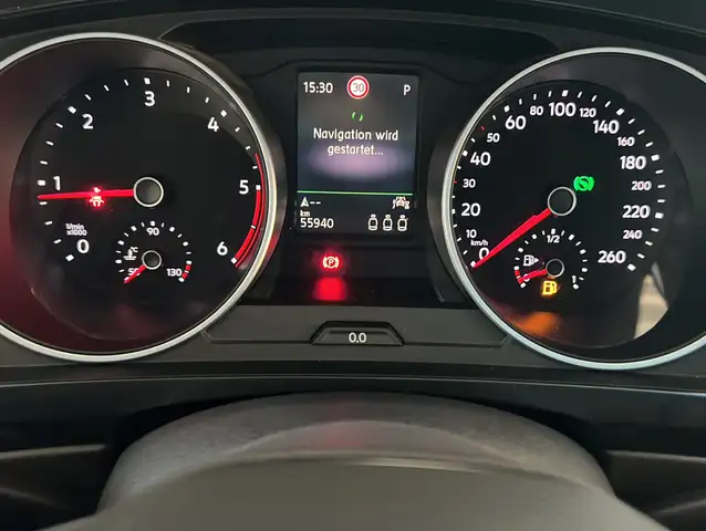 Volkswagen Tiguan view 16