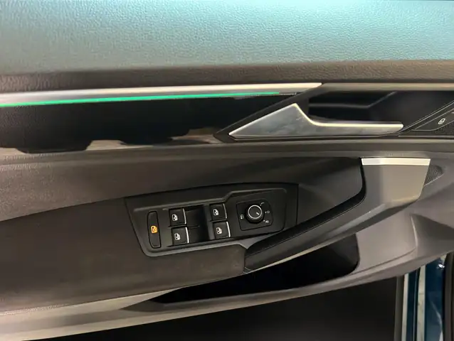 Volkswagen Tiguan view 8