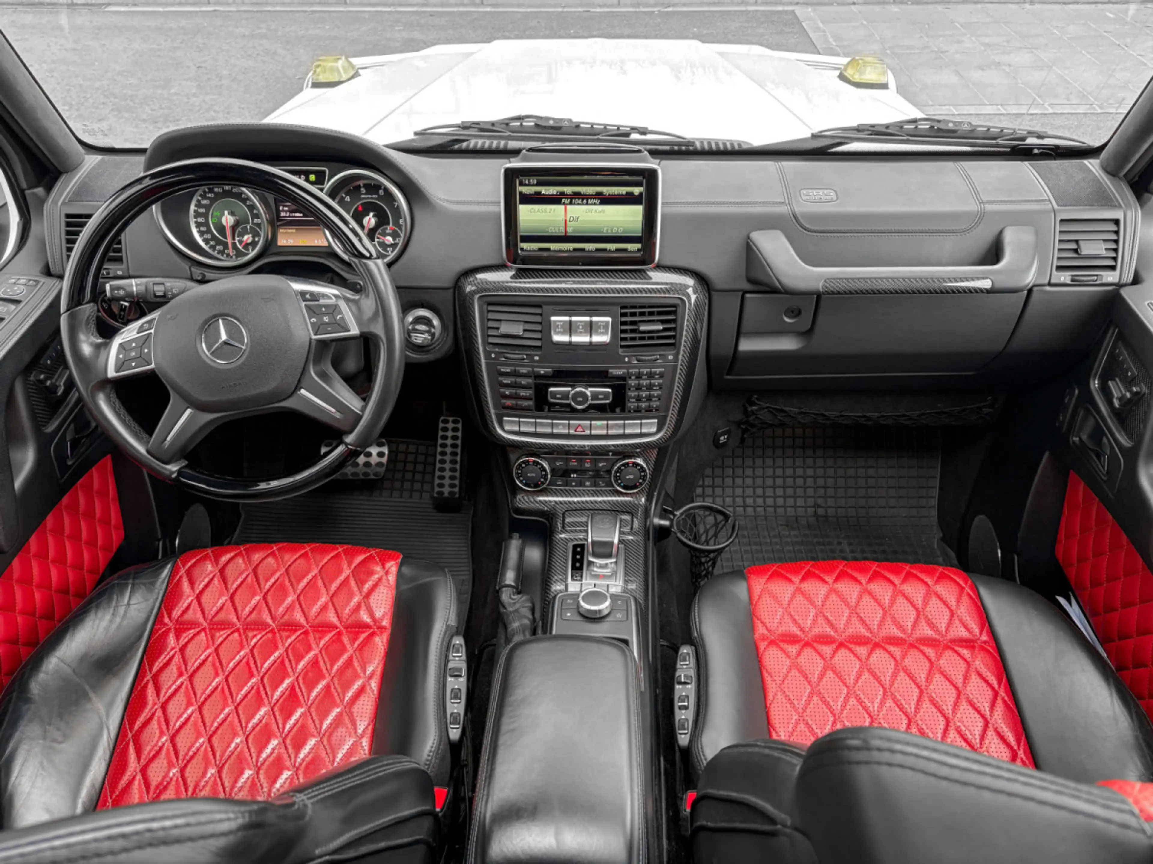 Mercedes-Benz G 63 AMG G63 AMG DESIGNO/DISTRO+/MULTMEDIA/VOLL — photo 8