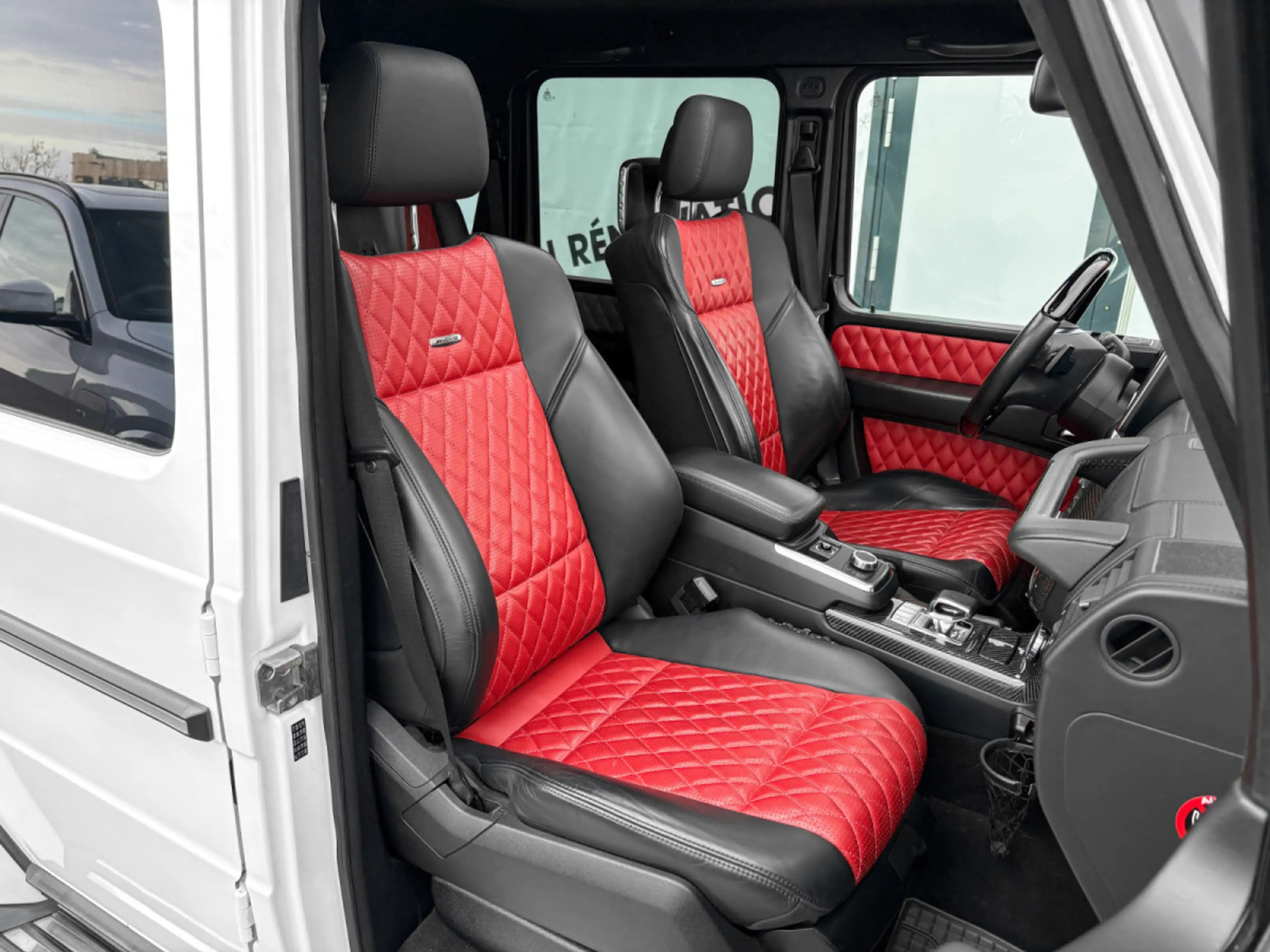 Mercedes-Benz G 63 AMG G63 AMG DESIGNO/DISTRO+/MULTMEDIA/VOLL — photo 12