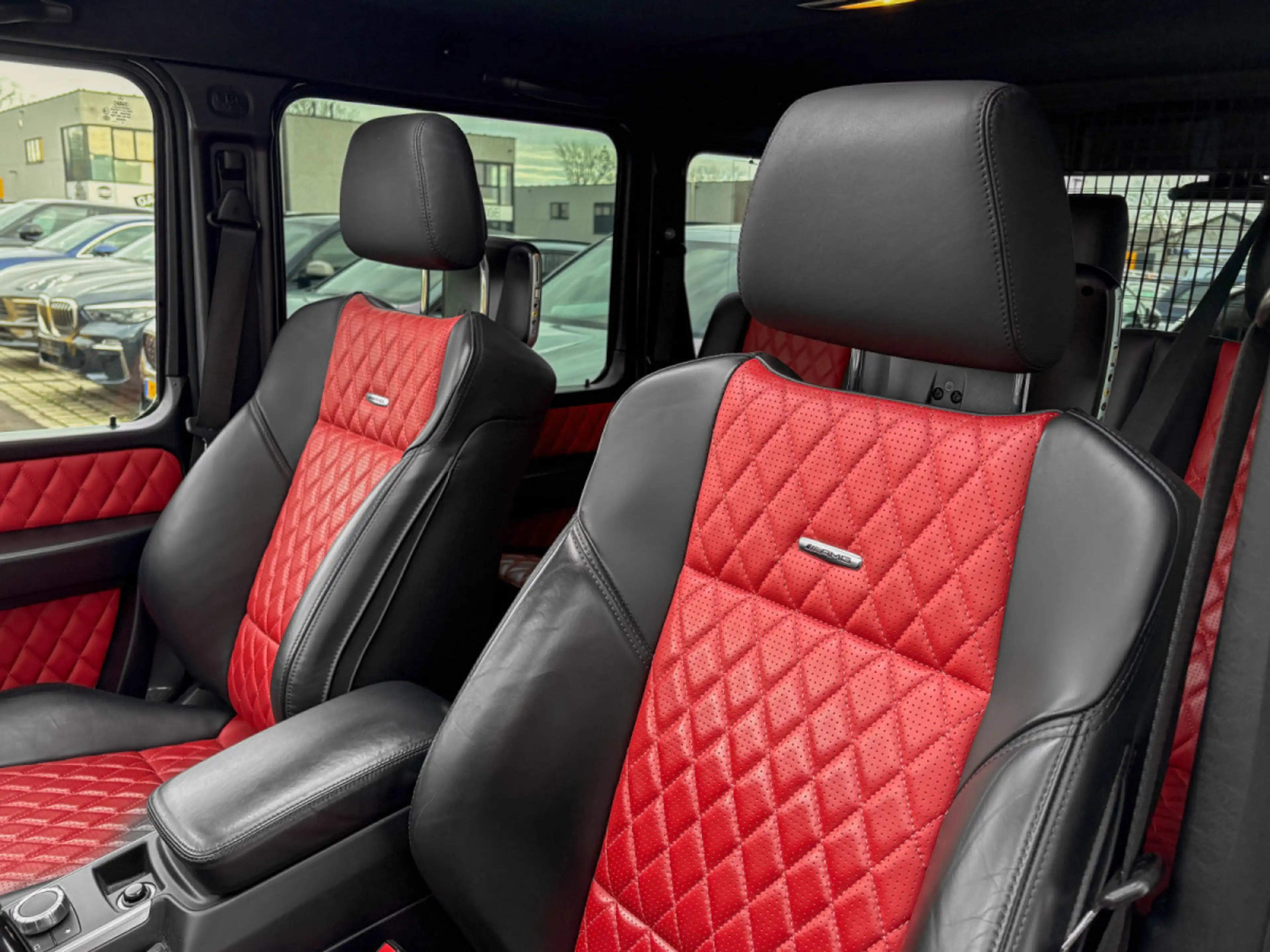 Mercedes-Benz G 63 AMG G63 AMG DESIGNO/DISTRO+/MULTMEDIA/VOLL — photo 7