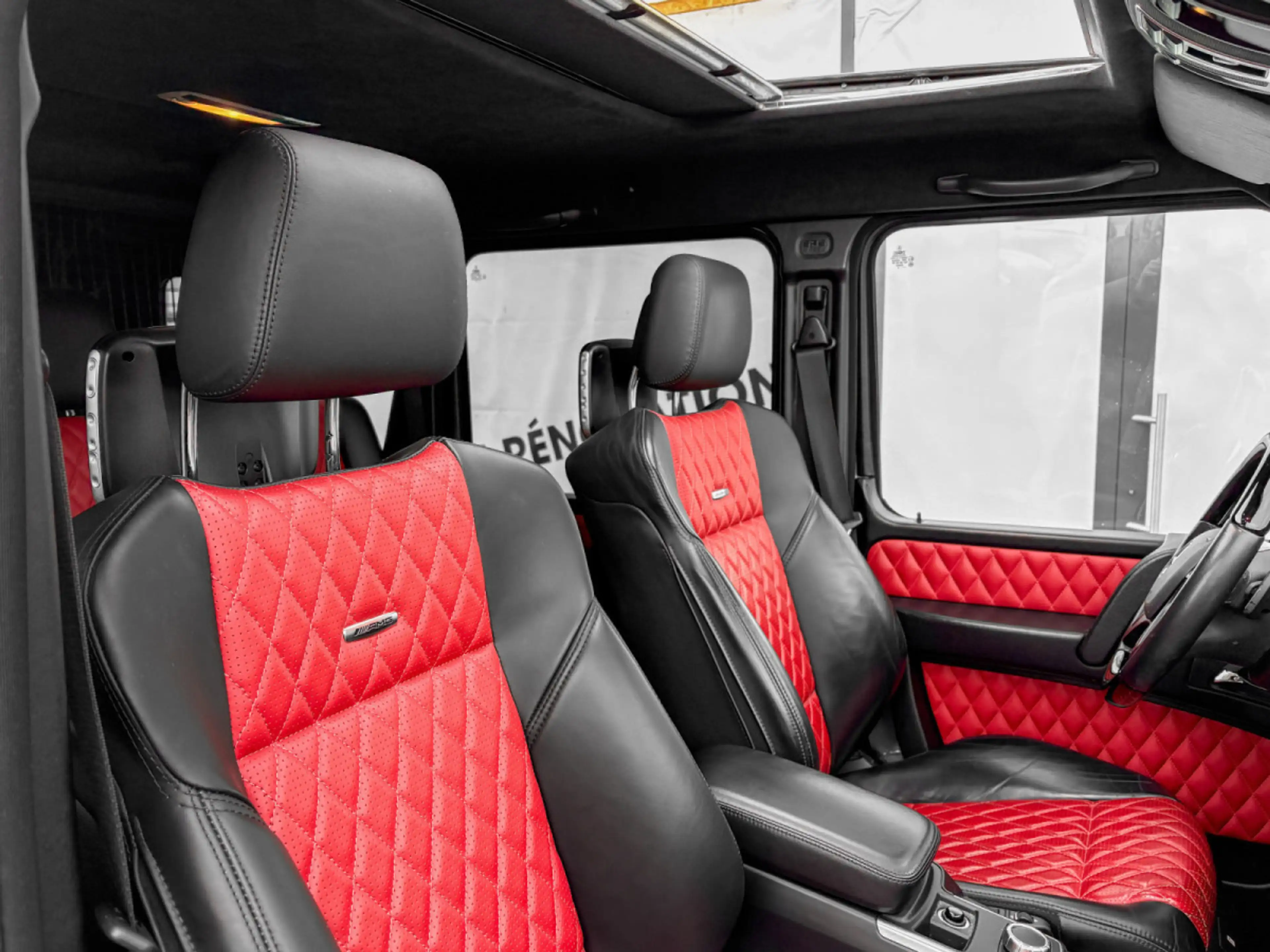 Mercedes-Benz G 63 AMG G63 AMG DESIGNO/DISTRO+/MULTMEDIA/VOLL — photo 14