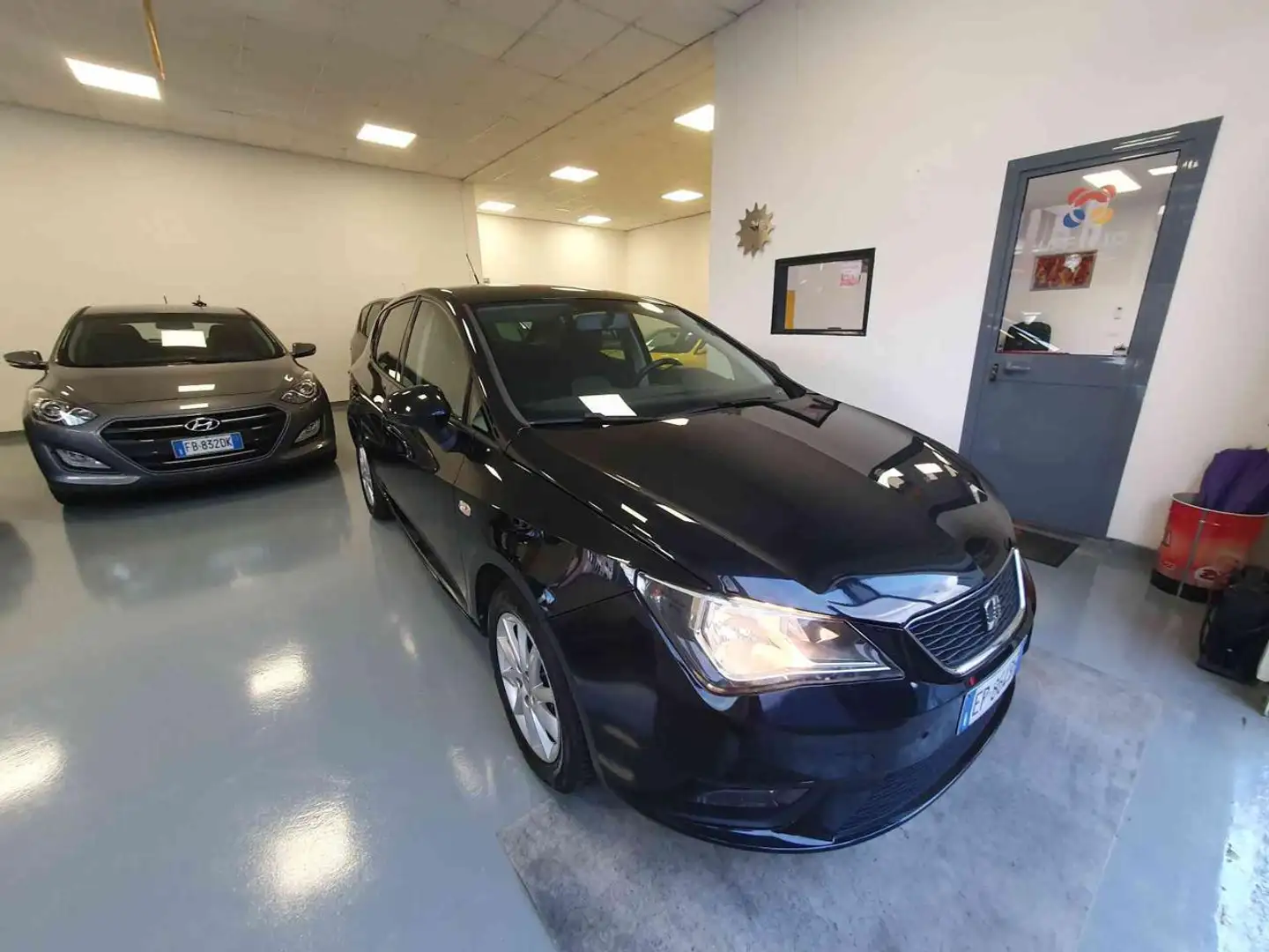 SEAT Ibiza 1.2 TDI 5 porte Style Unicoproprietario Zwart - 2