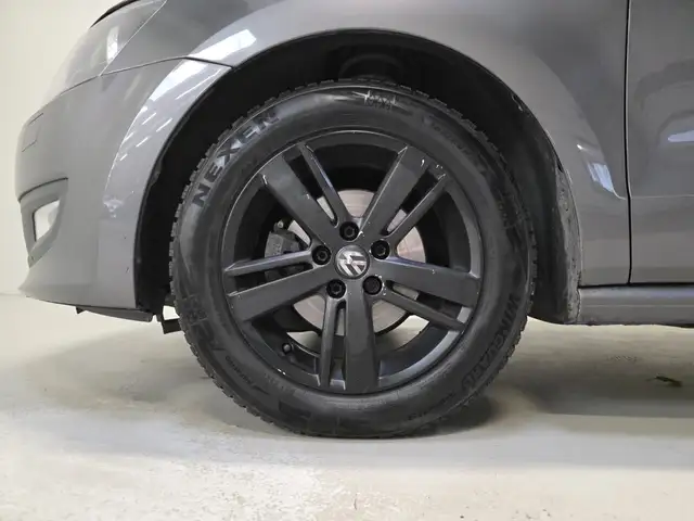 Volkswagen Polo view 7
