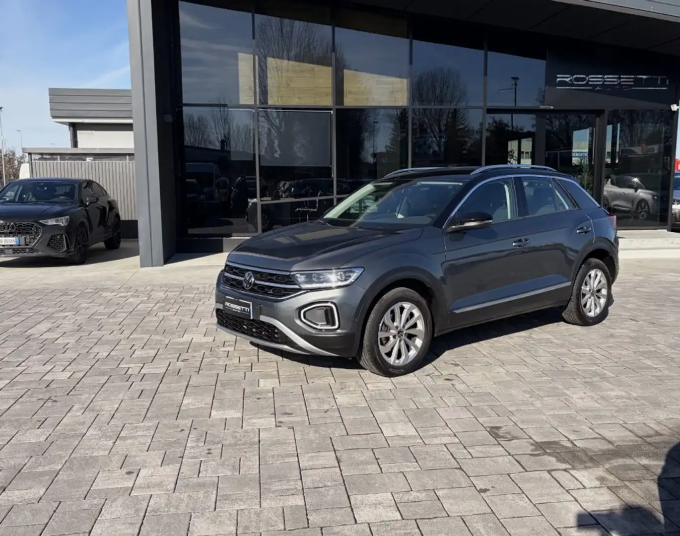 Volkswagen T-Roc 1.0 TSI STYLE ANCHE PER NEOPATENTATI Grigio - 2