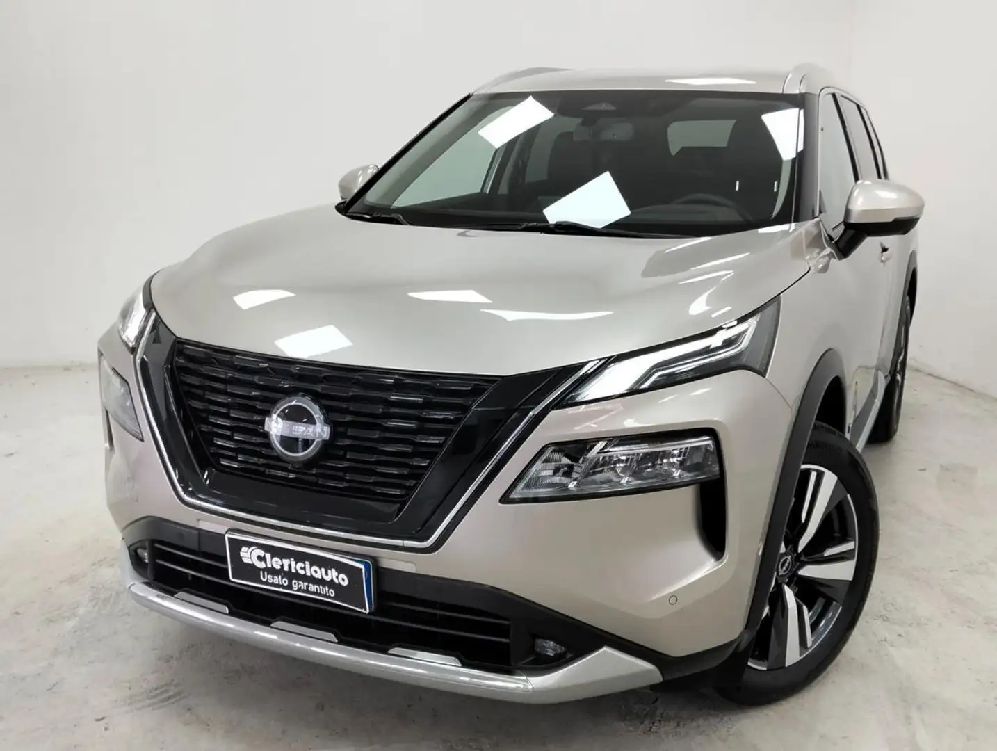 Nissan X-Trail e-Power e-4orce 4WD 7 posti Tekna - 1