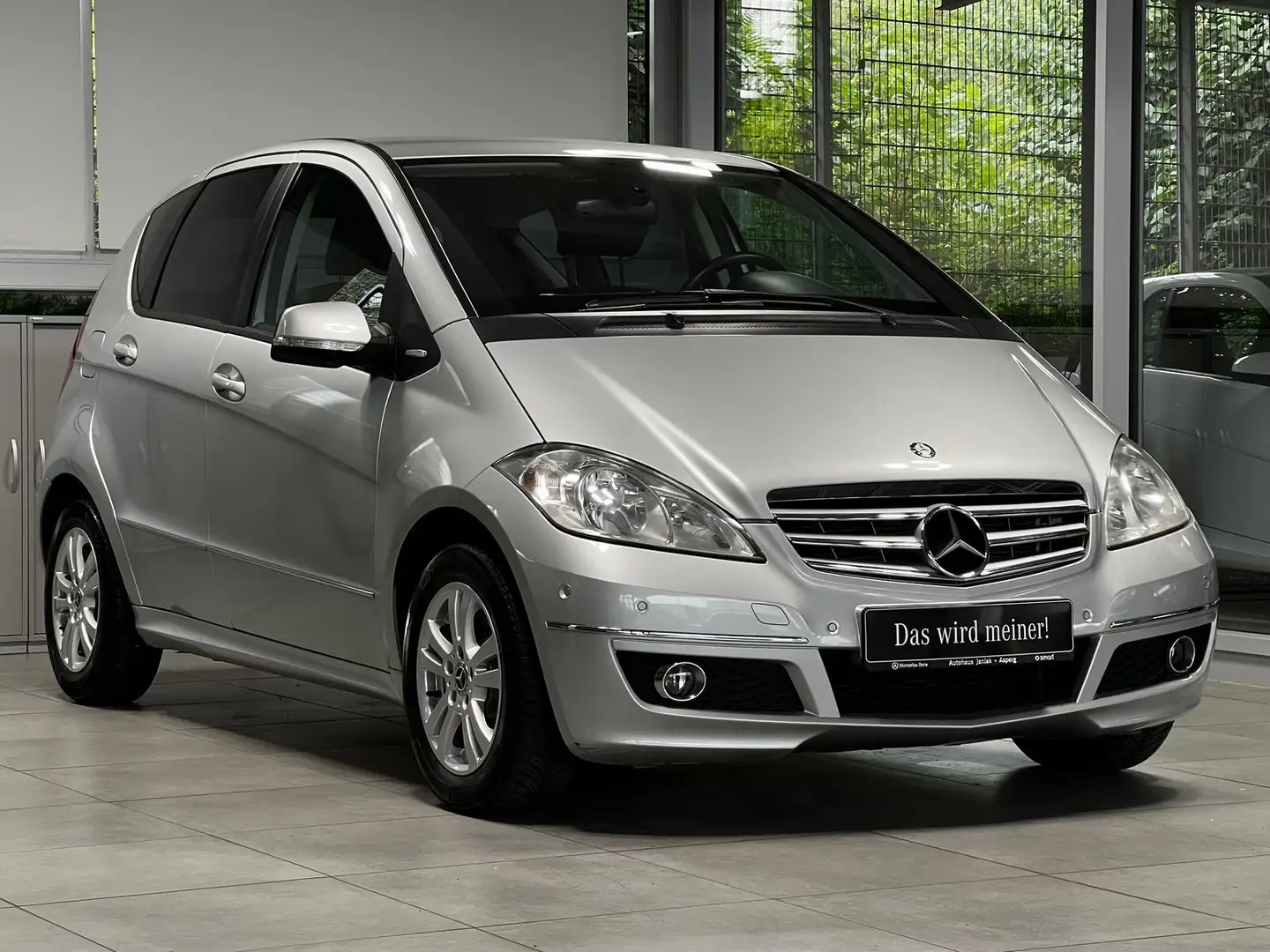 Mercedes-Benz A 160 Avantgarde PDC KLIMA+SHZ+AUDIO20CD+ISOFIX+ Silber - 2
