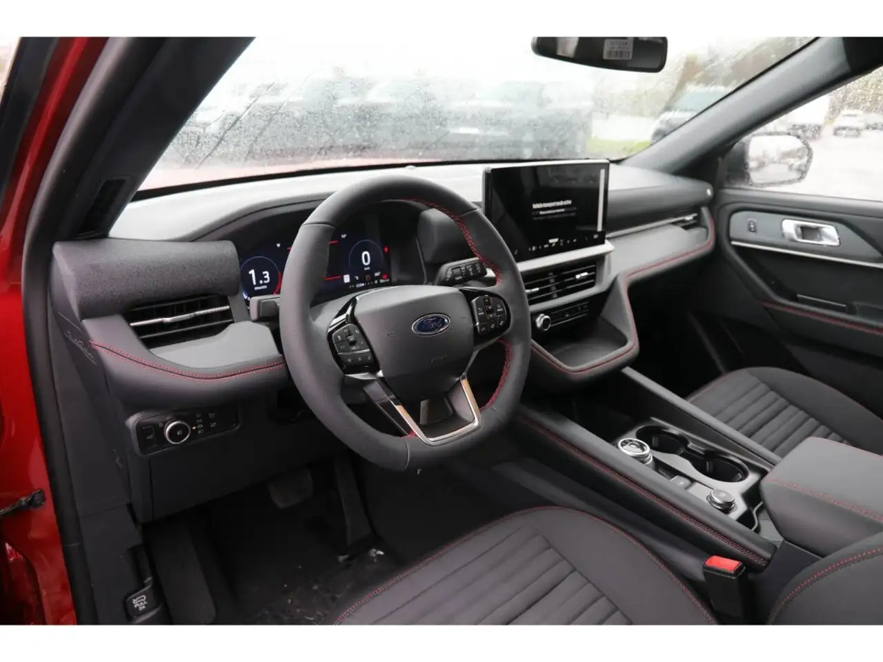 Ford Explorer снимка Ford Explorer