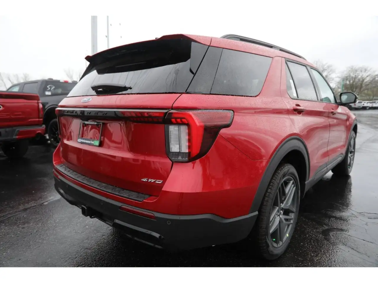 Ford Explorer снимка Ford Explorer
