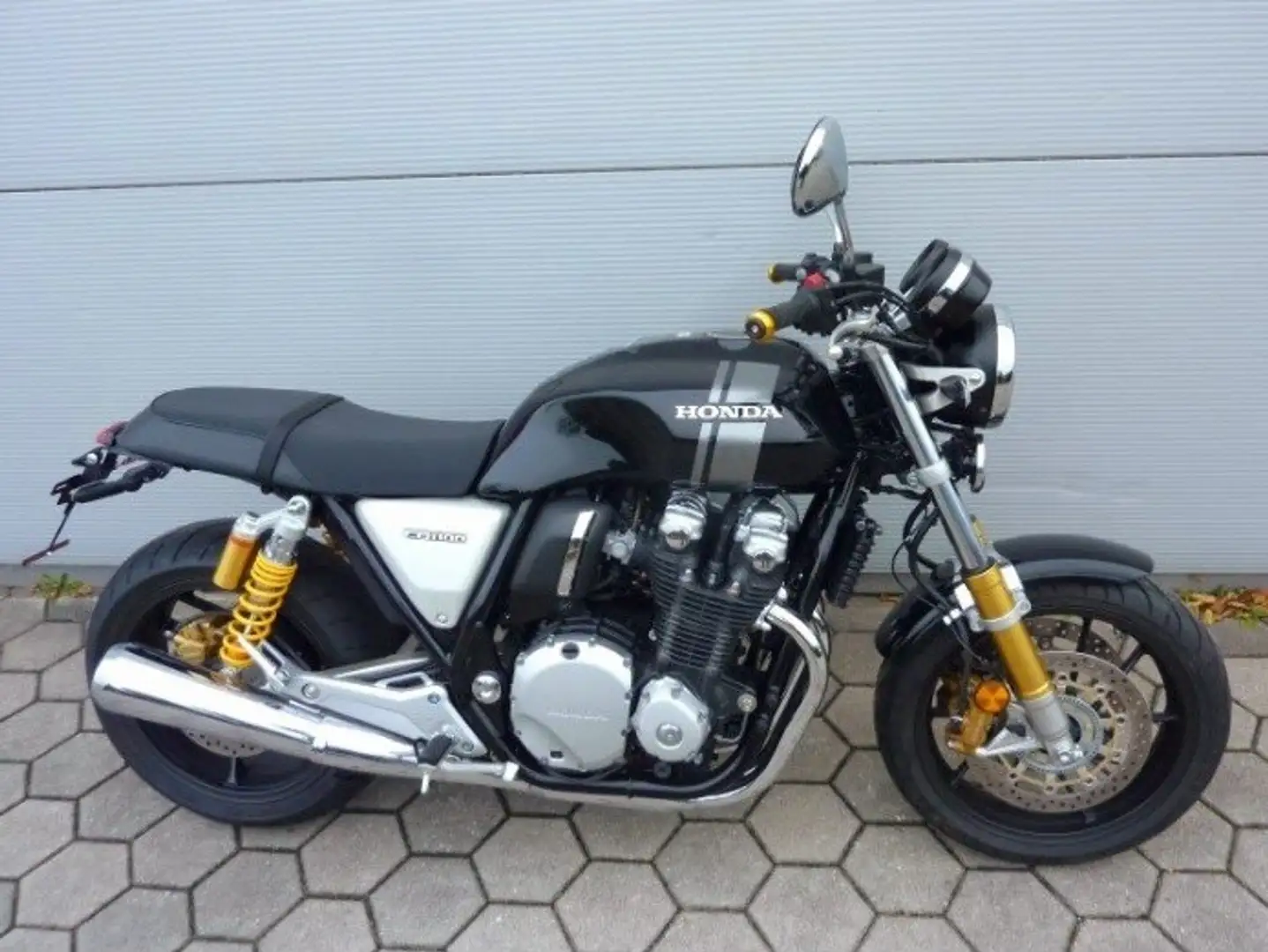 Honda CB 1100 Honda CB 1100 RS SC78 Fekete - 1