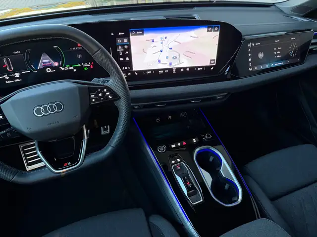 Audi A6 S-LINE INT+EXT A6 eHybrid quattro 220kW AHK MATRIX 20" BEIFAHRERDISPLAY Ansicht 17