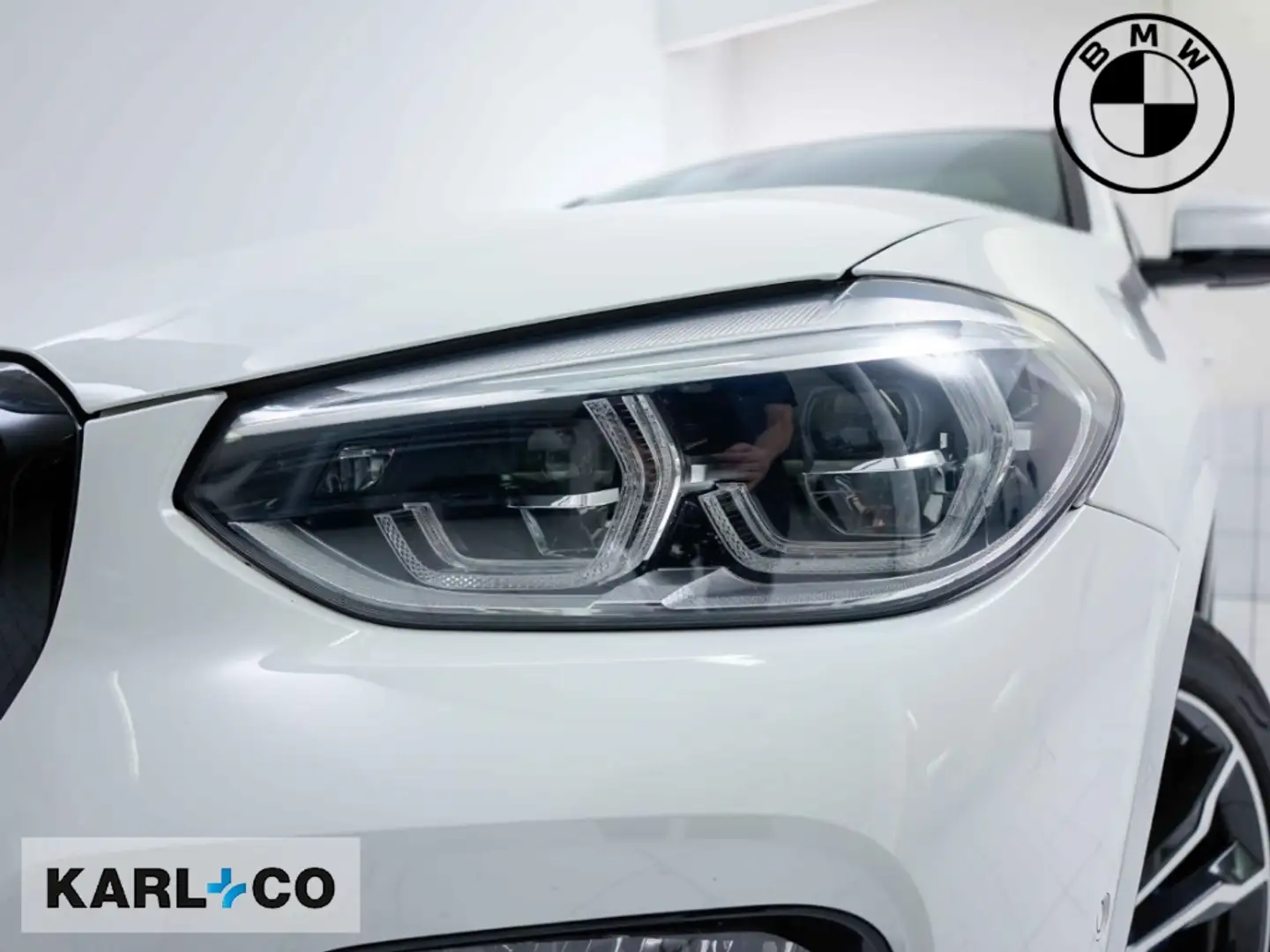 BMW X4 xDrive20i M-Sport Panorama Head-Up LED HiFi Komfor White - 2