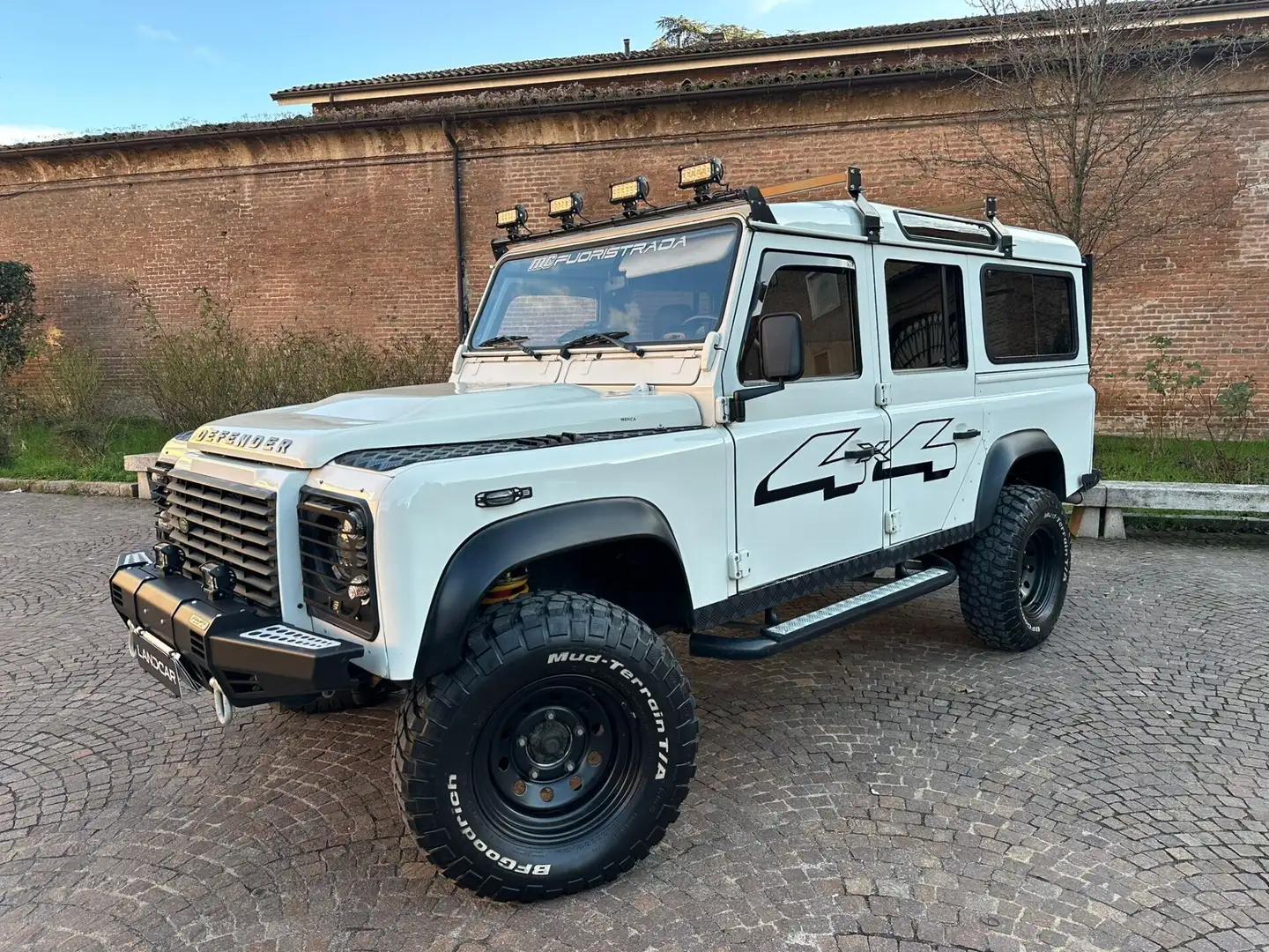 Land Rover Defender 110 2.5 Td5 cat Hard-Top E Blanc - 1