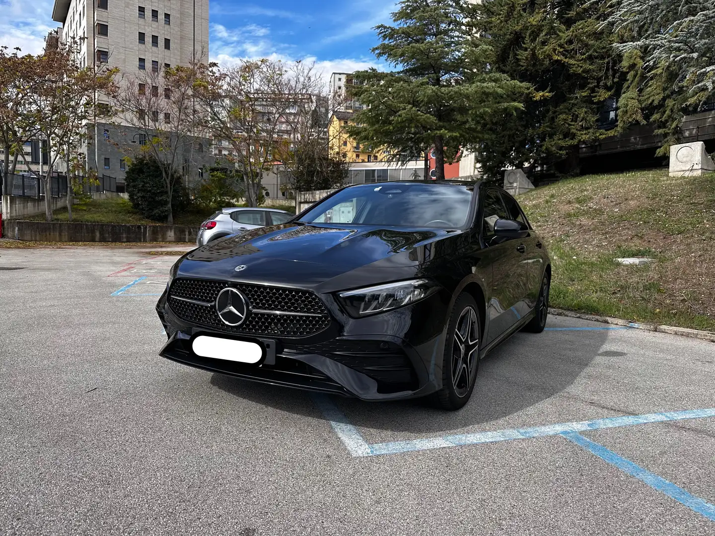 Mercedes-Benz A 250 Classe A e phev AMG Line Advanced Plus auto Nero - 2