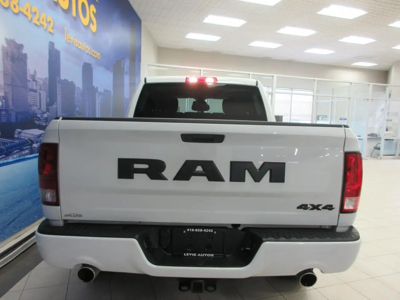 RAM 1500 снимка RAM 1500