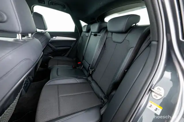 Audi Q5 view 7