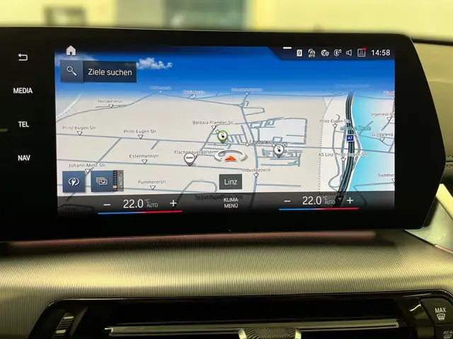 BMW X1 view 5