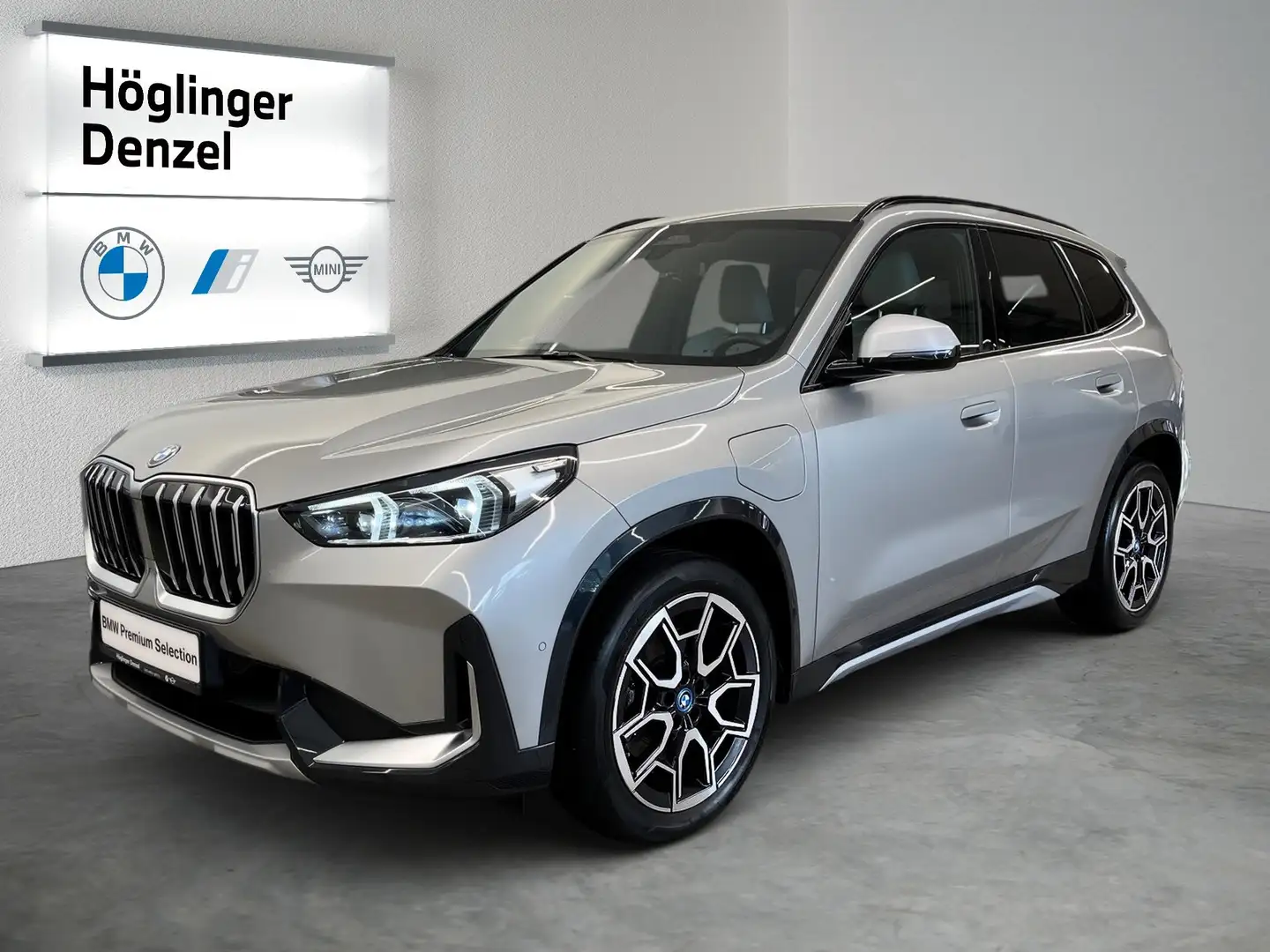 BMW X1 xDrive25e Silber - 2