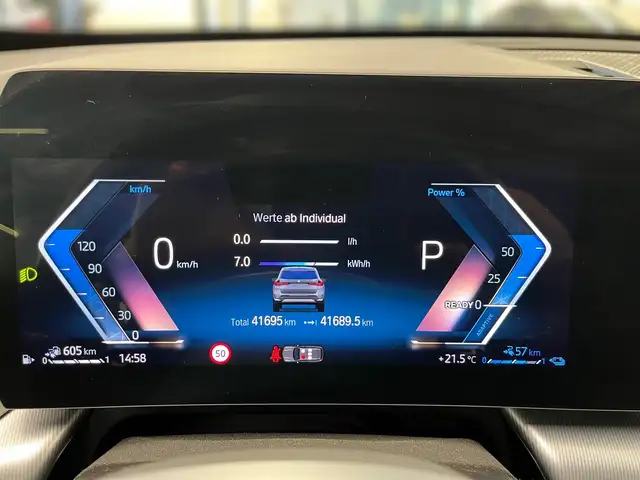 BMW X1 view 4