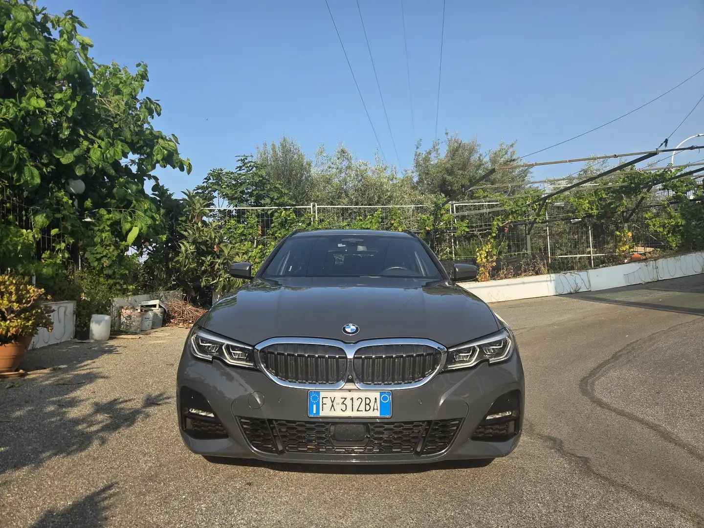 BMW 320 320d Touring xdrive Msport auto - 1