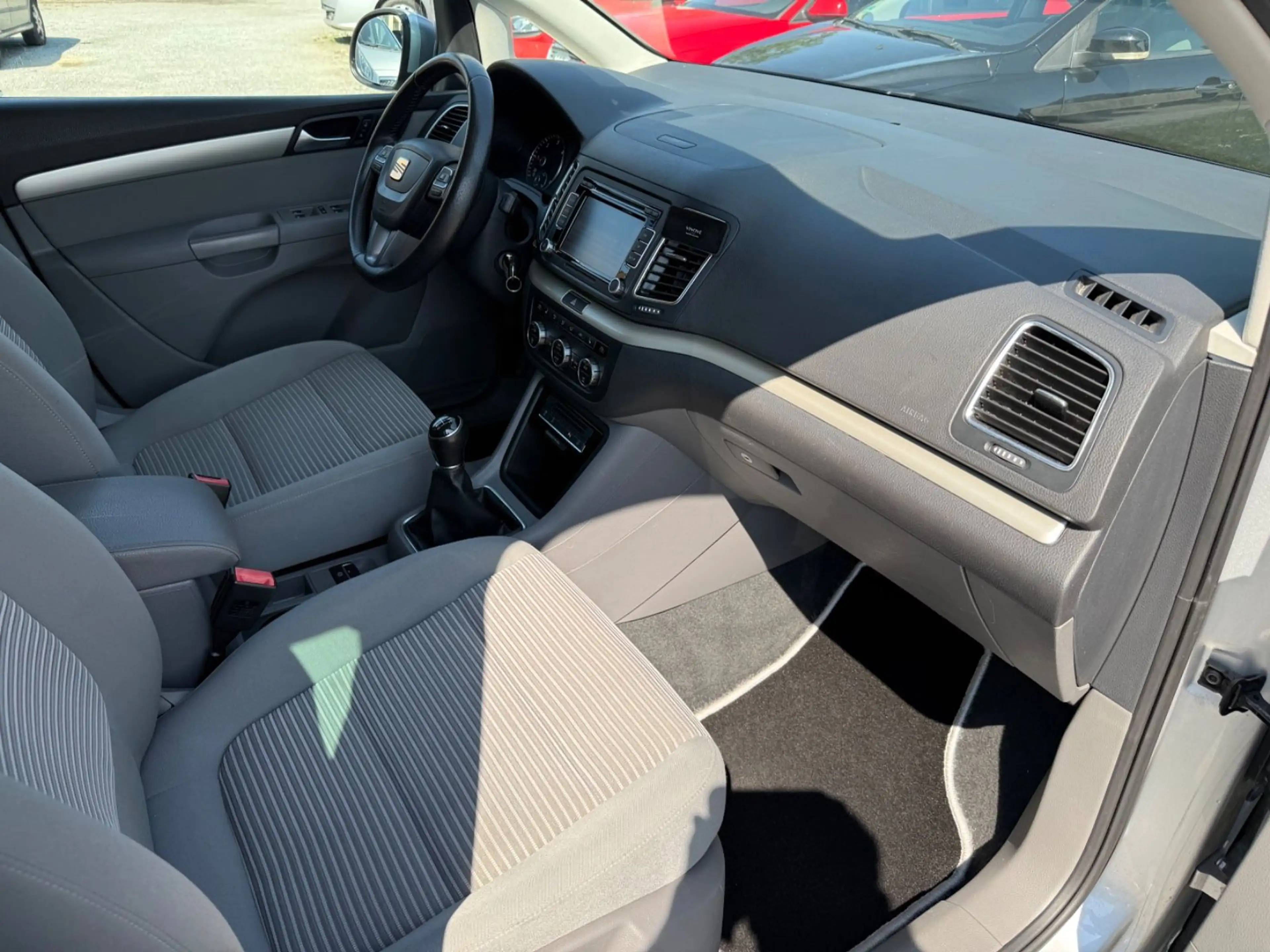SEAT Alhambra Style Viva /KLIMAAUT/SITZHZG/TÜV NEU — photo 14