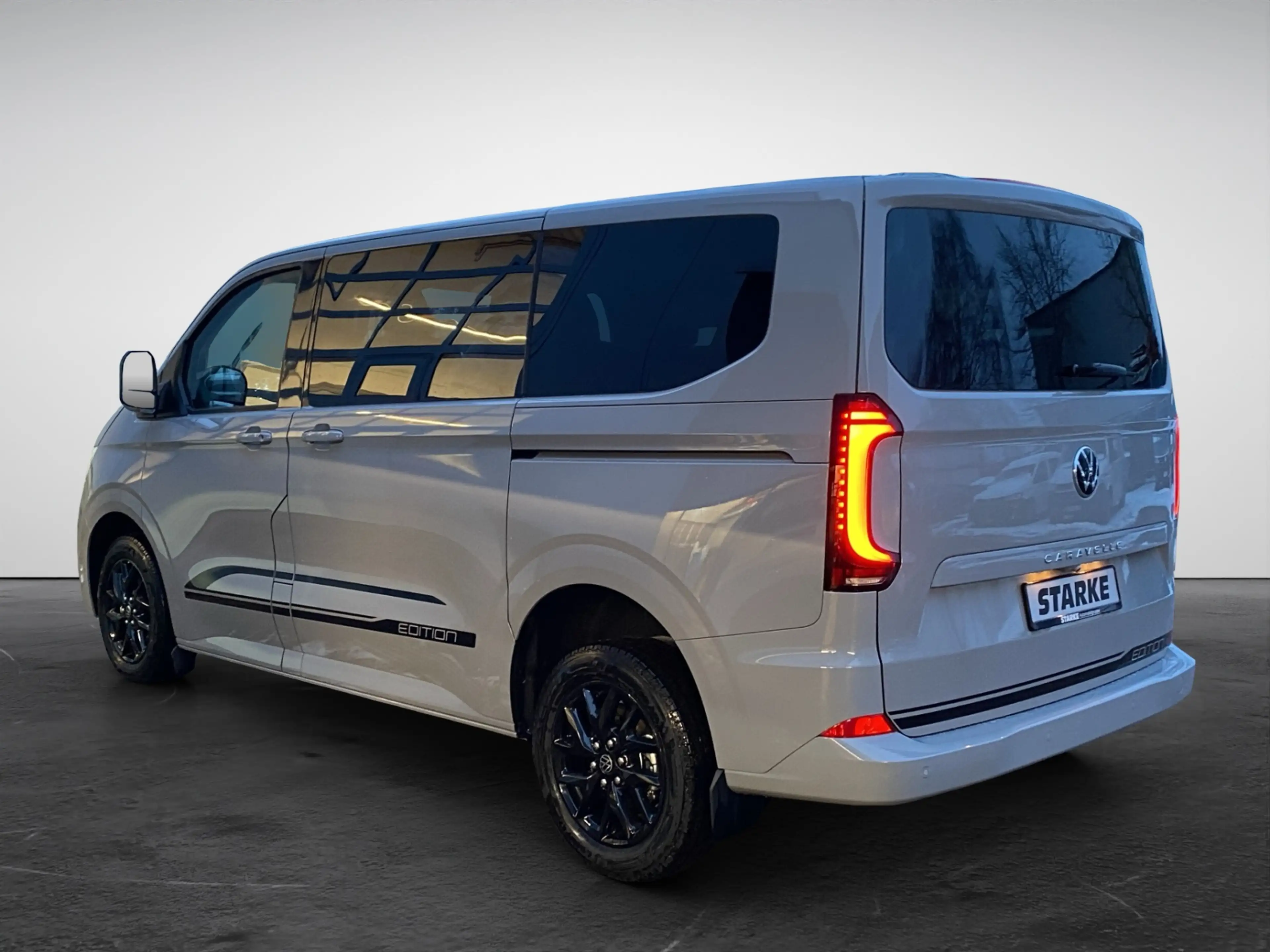 Volkswagen T7 Caravelle 2.0 TDI Automatic Edition 8-Sitzer — photo 3