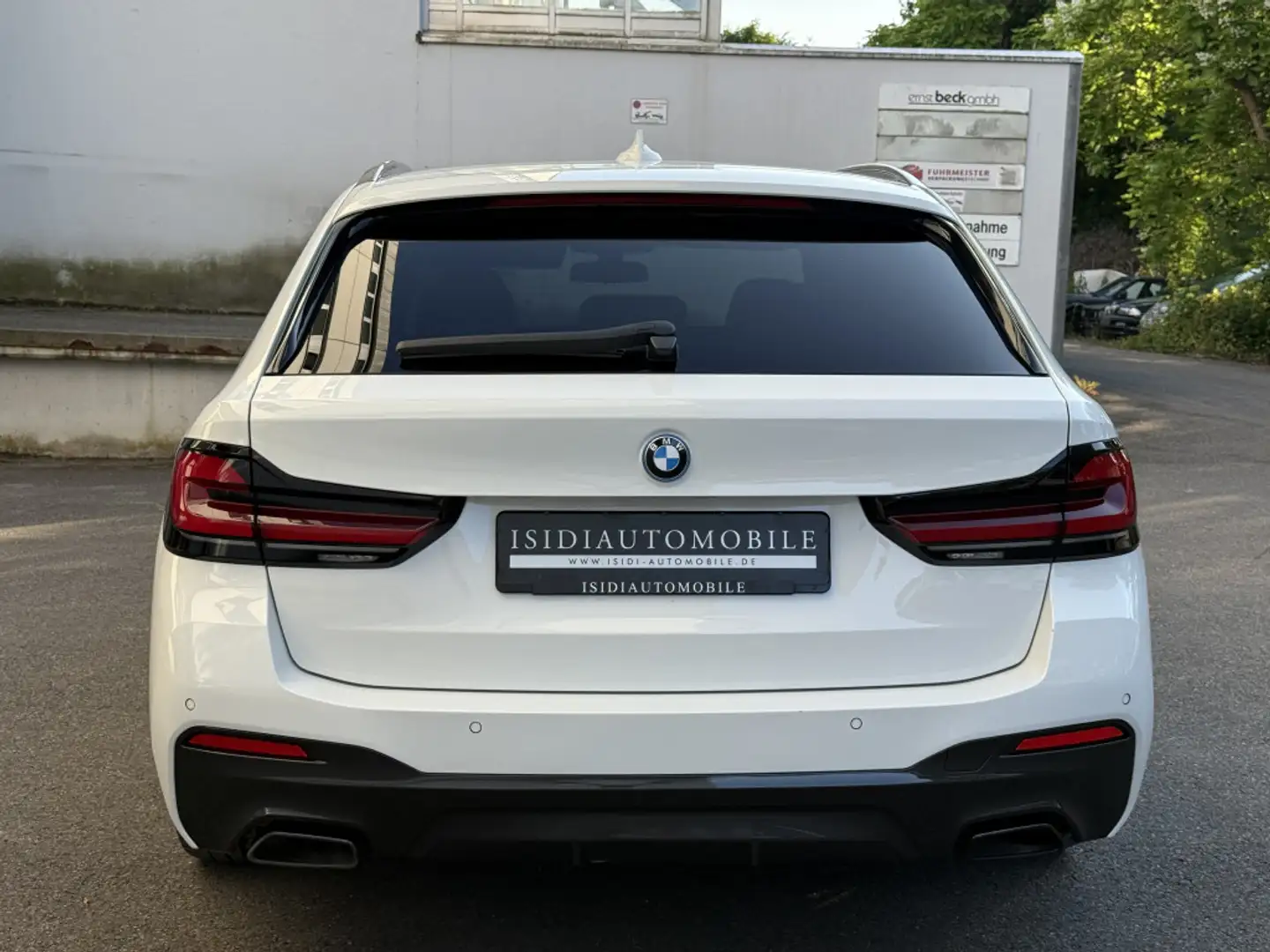 BMW 520 e M-Sport LED Pano LiveCockpit Harman Kardon Blanc - 2