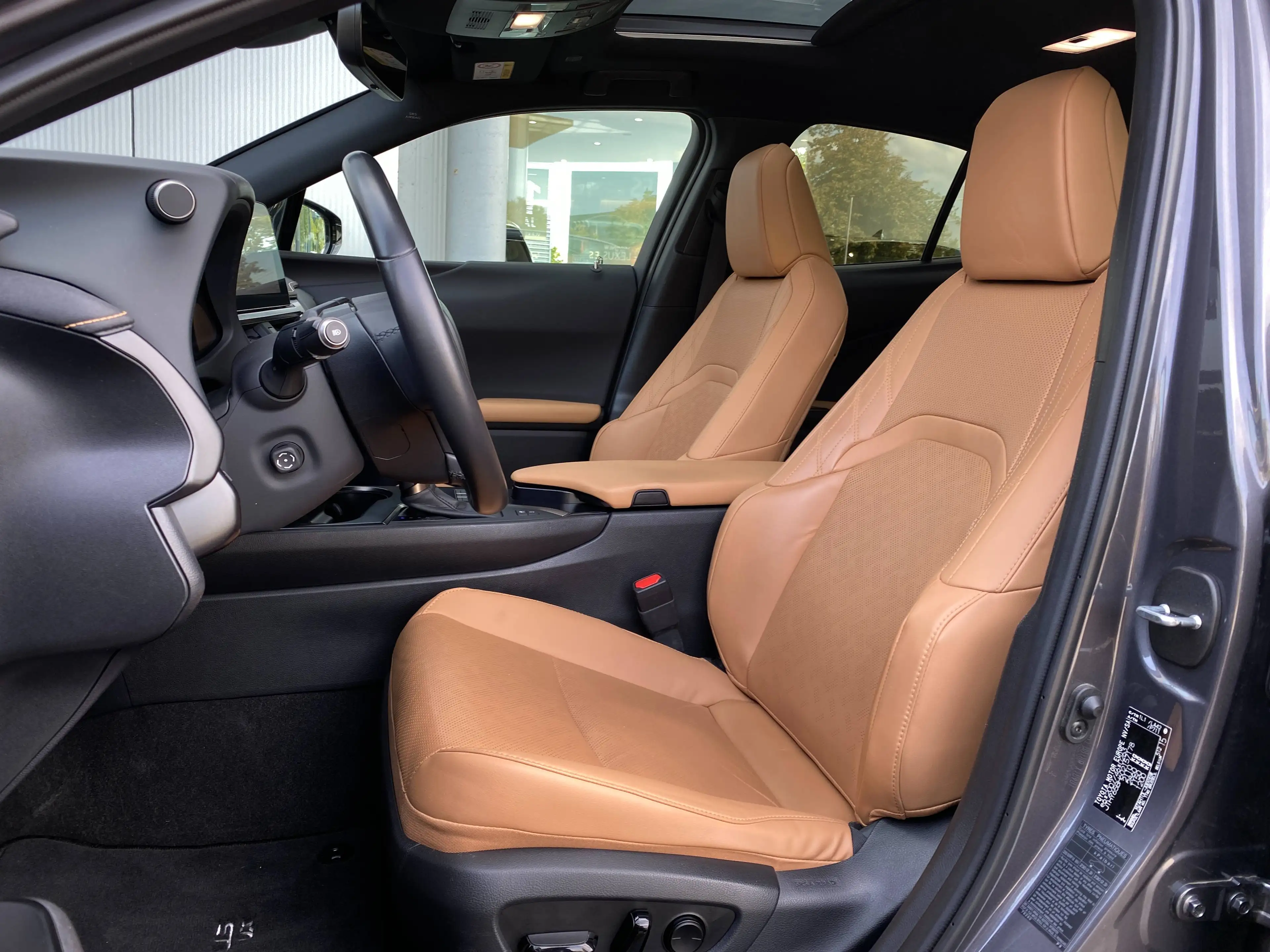 Lexus UX 250h UX 250h 2.0i FWD Executive Line — photo 9