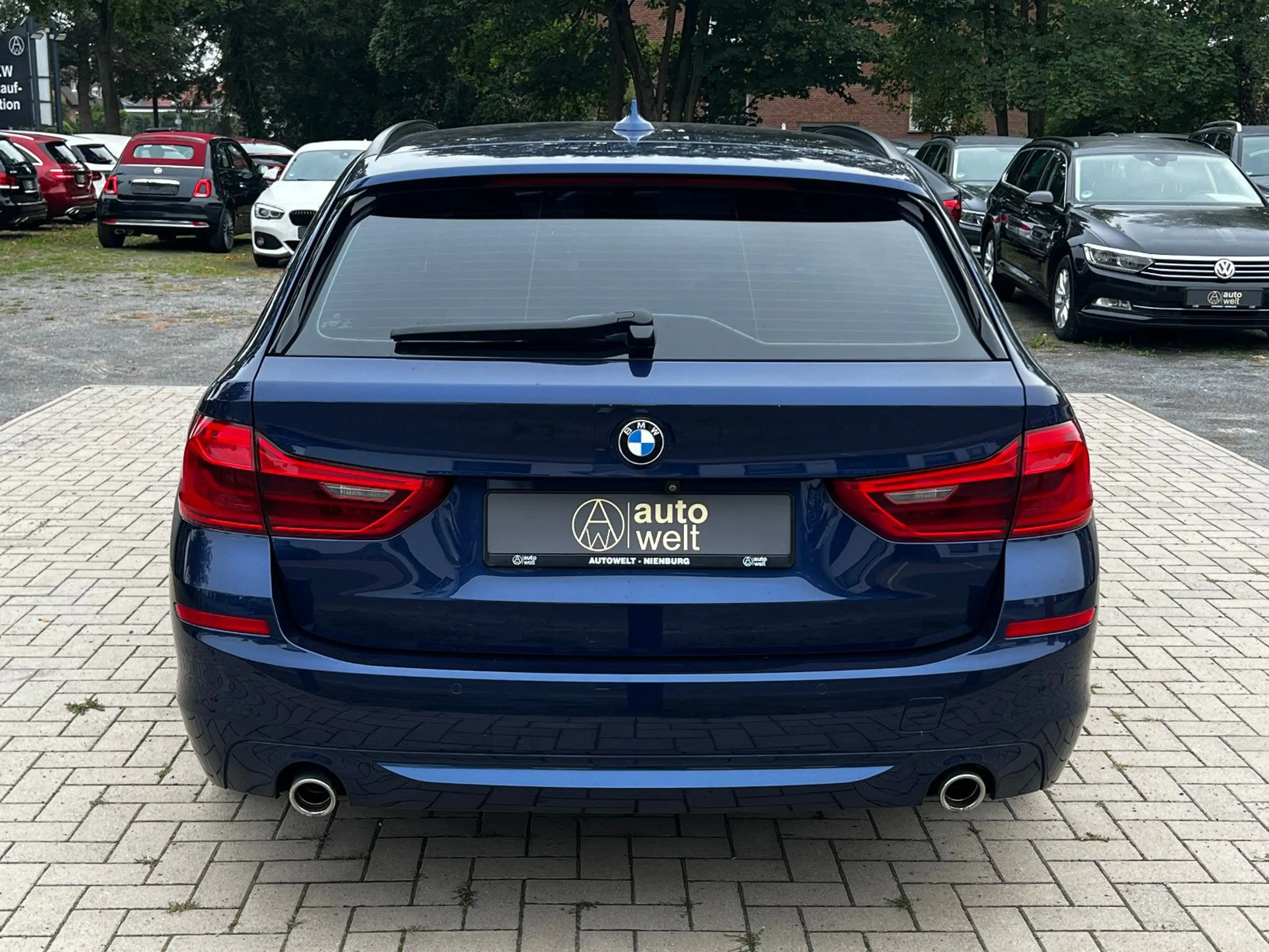 BMW 520 d Touring, Scheckheft BMW, Automatik, LED — photo 4
