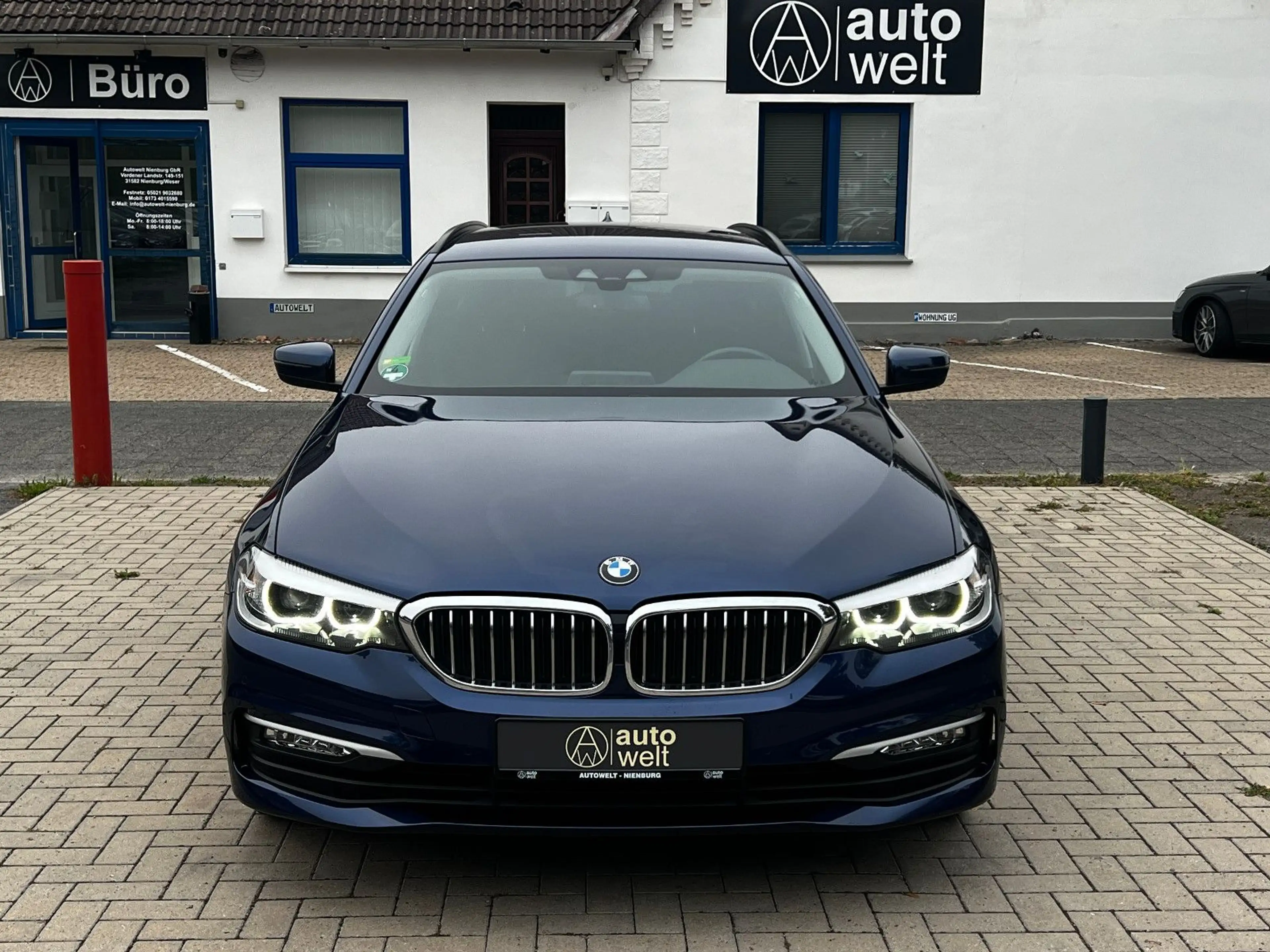 BMW 520 d Touring, Scheckheft BMW, Automatik, LED — photo 8