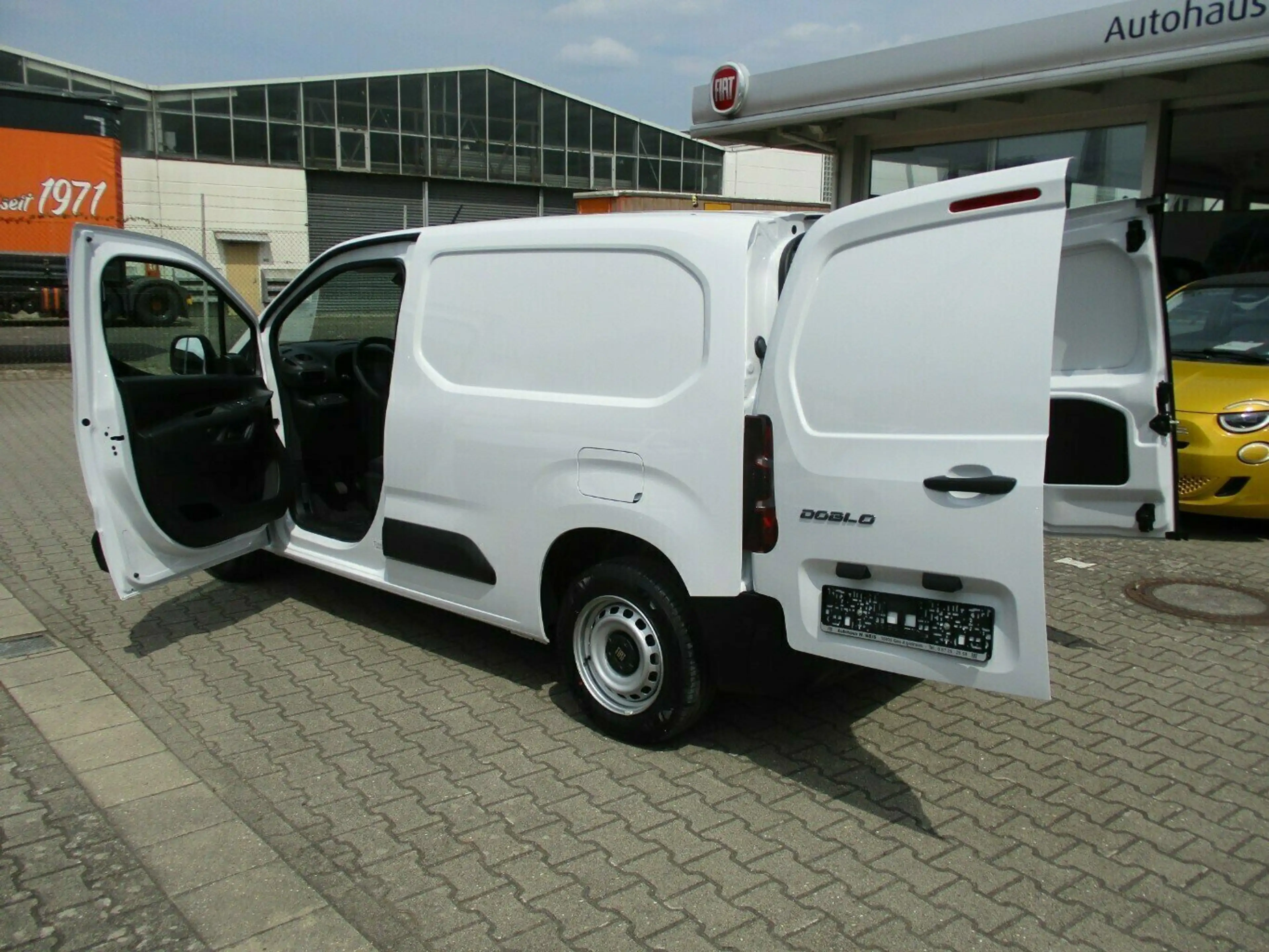 Fiat Doblo Kastenwagen M 1.5 Diesel 75 kW Easy Pro — photo 8