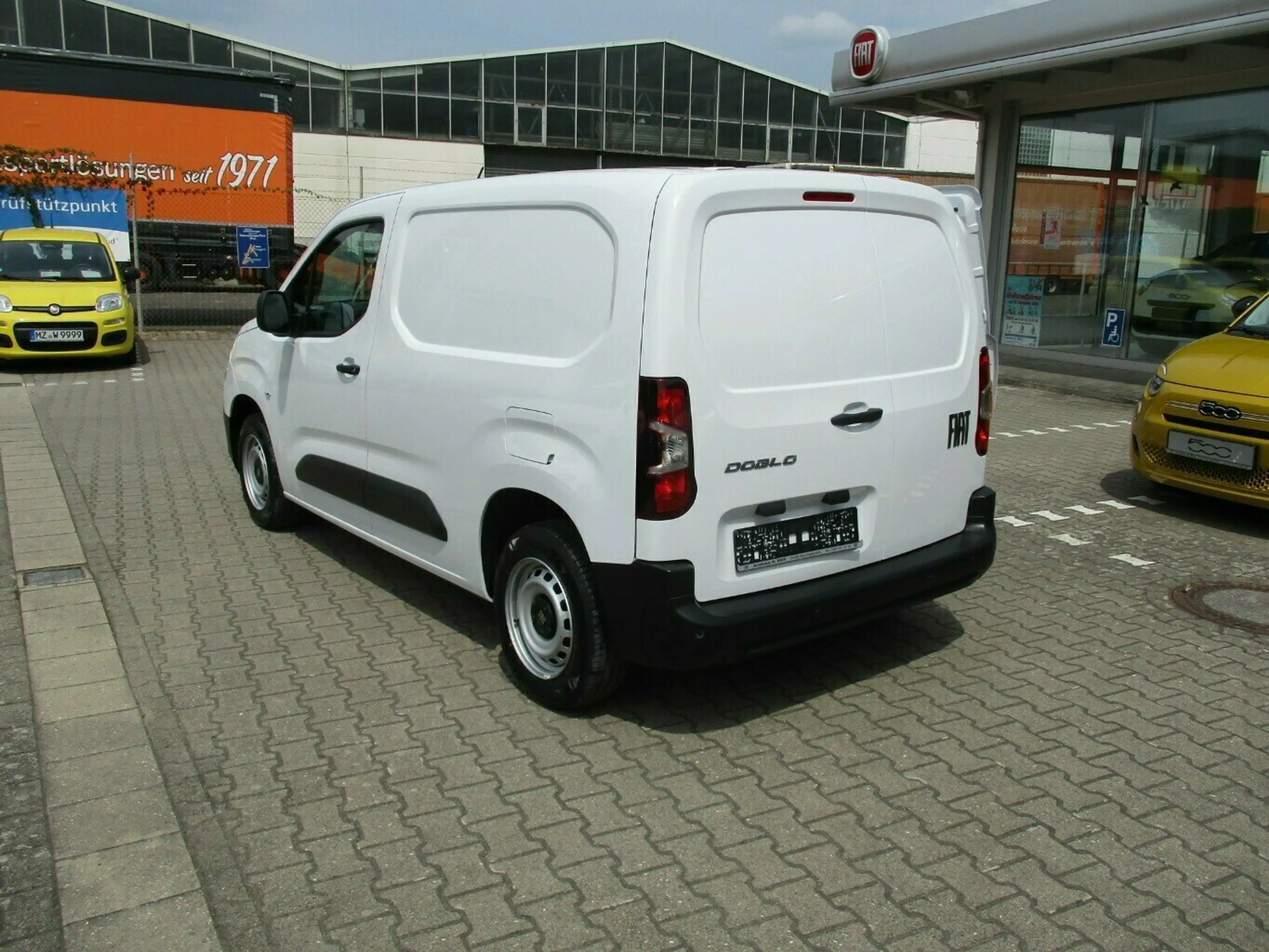 Fiat Doblo Kastenwagen M 1.5 Diesel 75 kW Easy Pro — photo 9