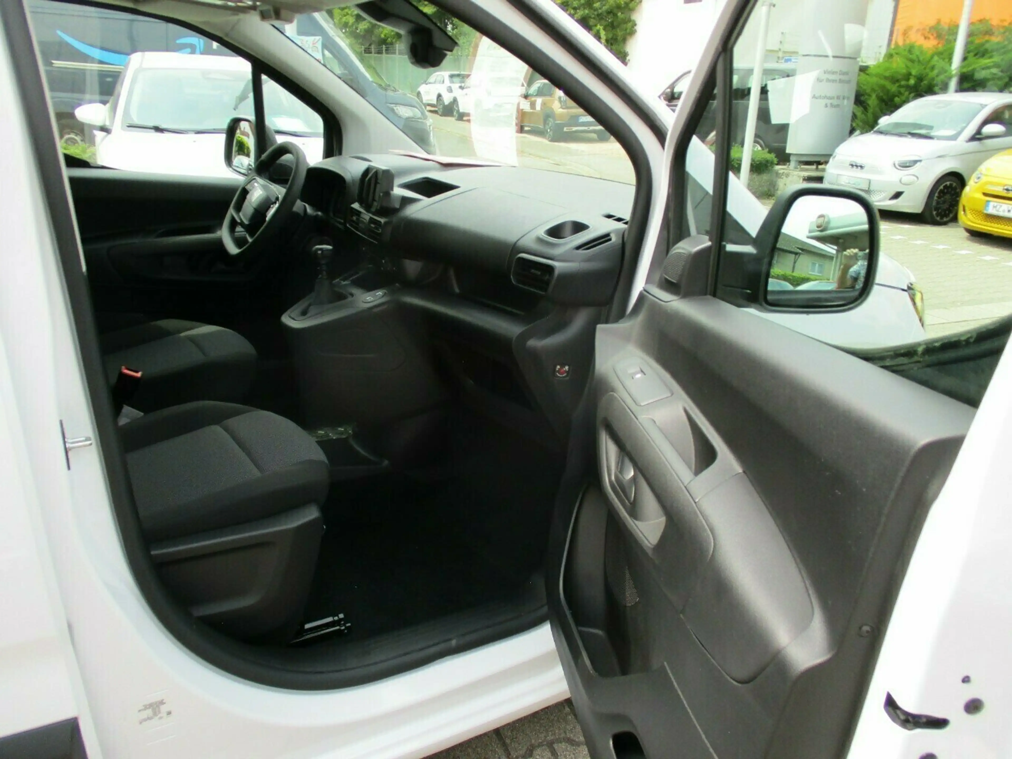 Fiat Doblo Kastenwagen M 1.5 Diesel 75 kW Easy Pro — photo 4