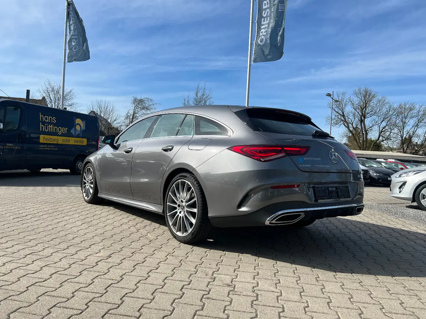 Mercedes-Benz CLA 220 d Shooting Brake AMG Line *LED Navi Leder Gris - 2