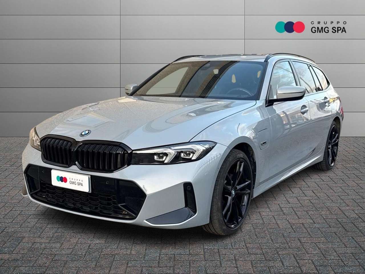 BMW 320 320e Touring MSport auto
