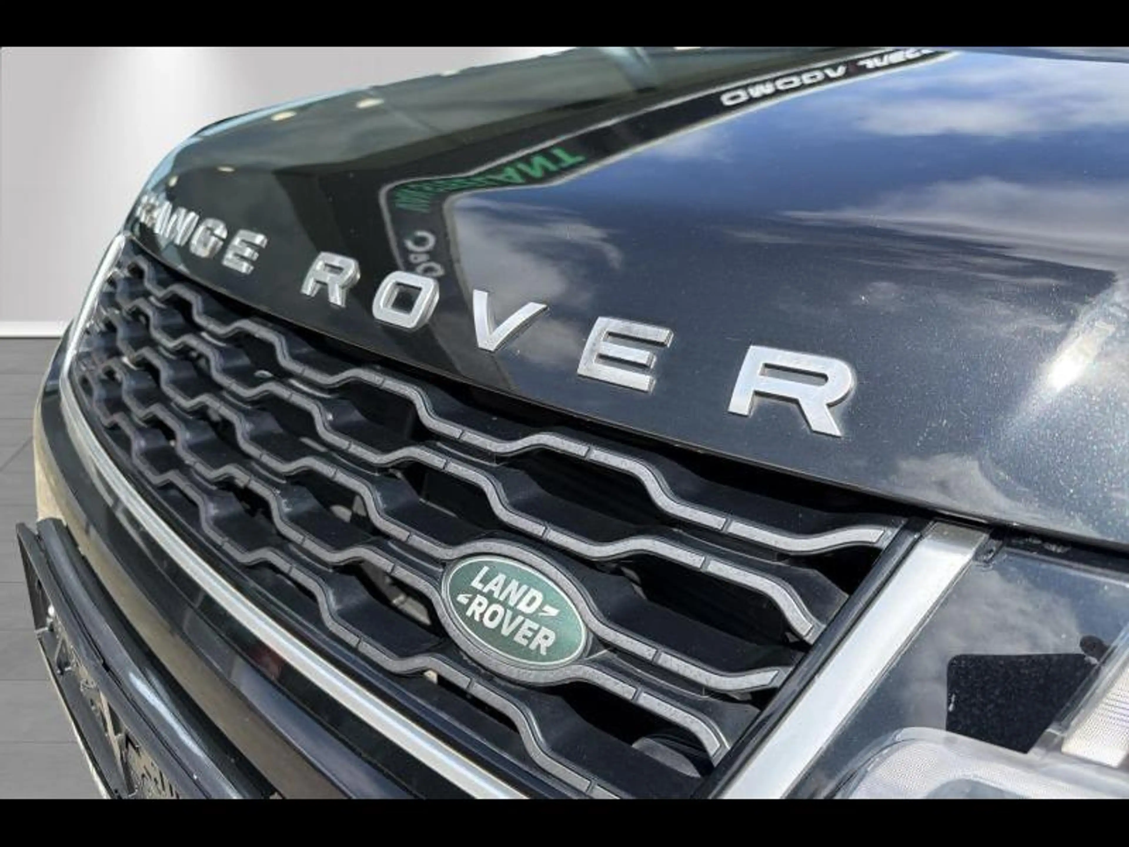Land Rover Range Rover Sport 2.0 SD4 EURO6b - facelift - nieuwe motor - Black P — photo 26