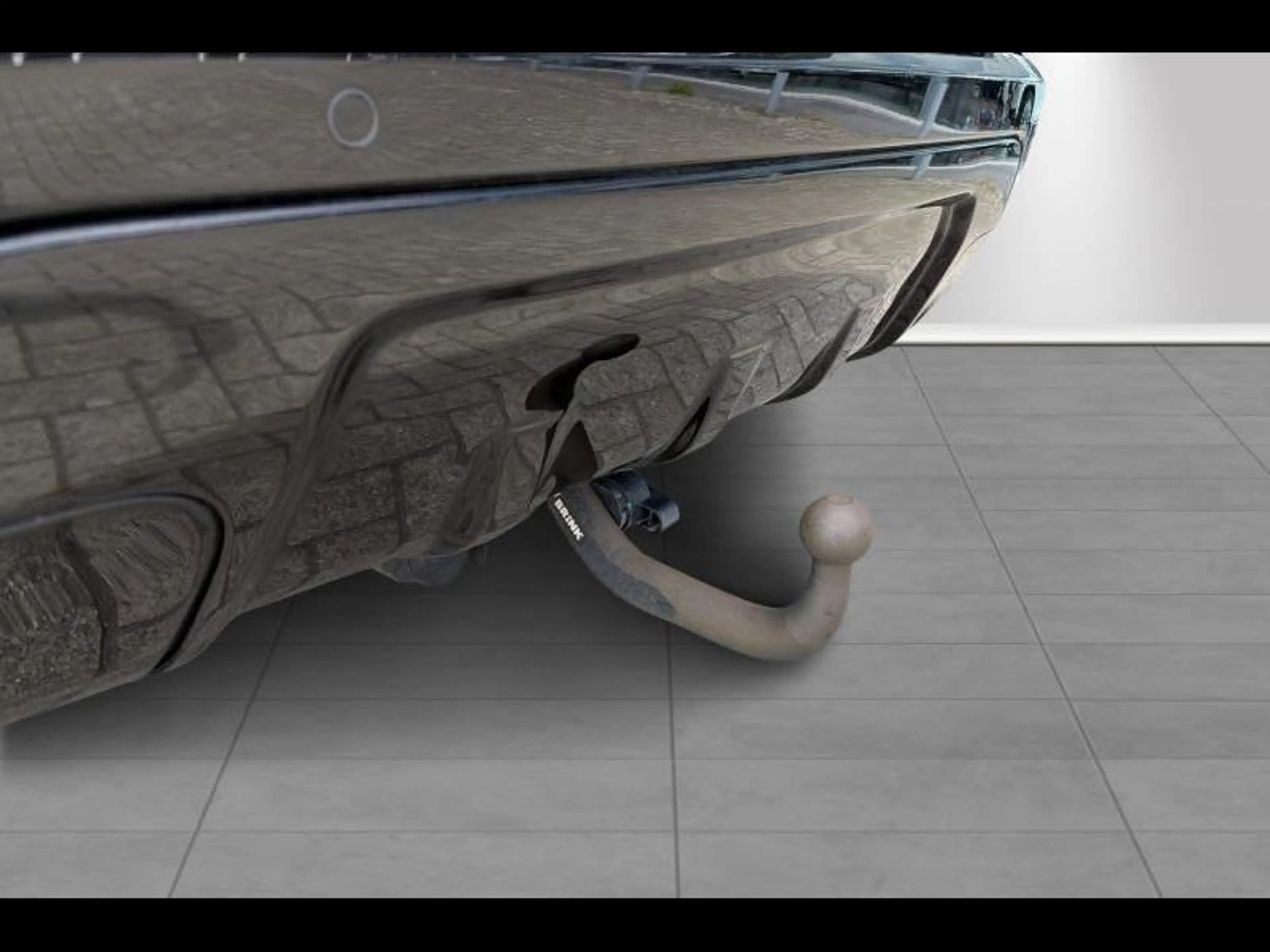 Land Rover Range Rover Sport 2.0 SD4 EURO6b - facelift - nieuwe motor - Black P — photo 25