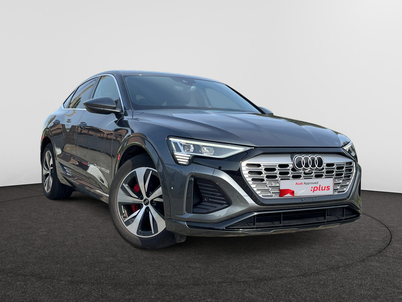 Audi Q8 Audi Q8 Sportback S line 55 e-tron quattro 300 kW — photo 5