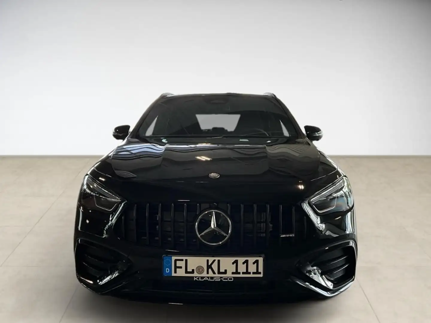 Mercedes-Benz GLA 35 AMG AMG GLA 35 4M Pano SpurW Sport W-Paket KeyLess Zwart - 2