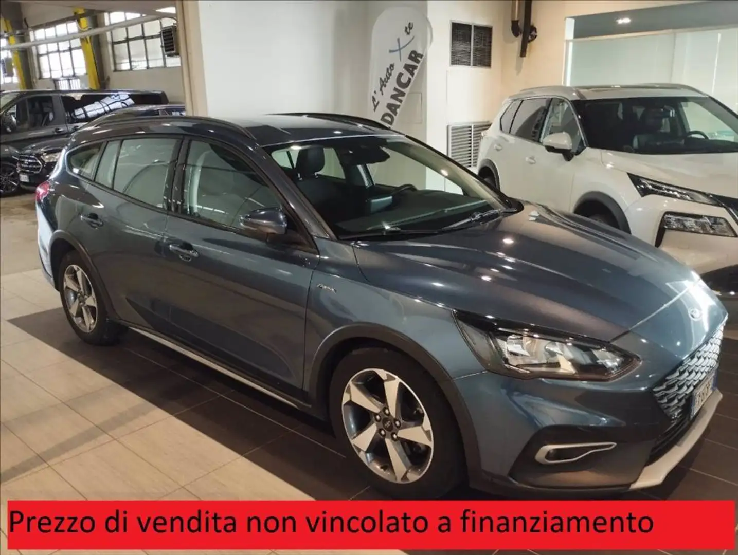 Ford Focus Active SW 1.5 ecoblue 120cv auto Kék - 1