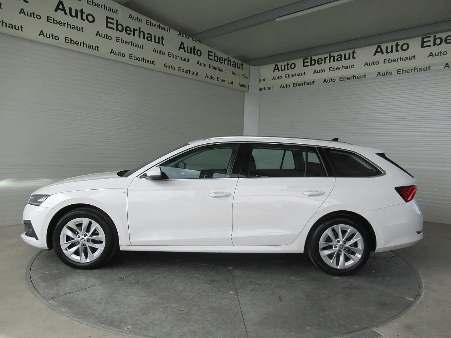 Skoda Octavia Combi 1,0 TSI e-Tec Style DSG *LED *NAVI *Sitzh... Weiß - 2